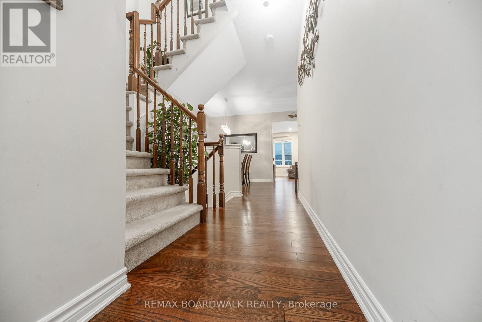 161 Flowing Creek Circle, Ottawa, Ontario  K2M 0K2 - Photo 6 - X12994114