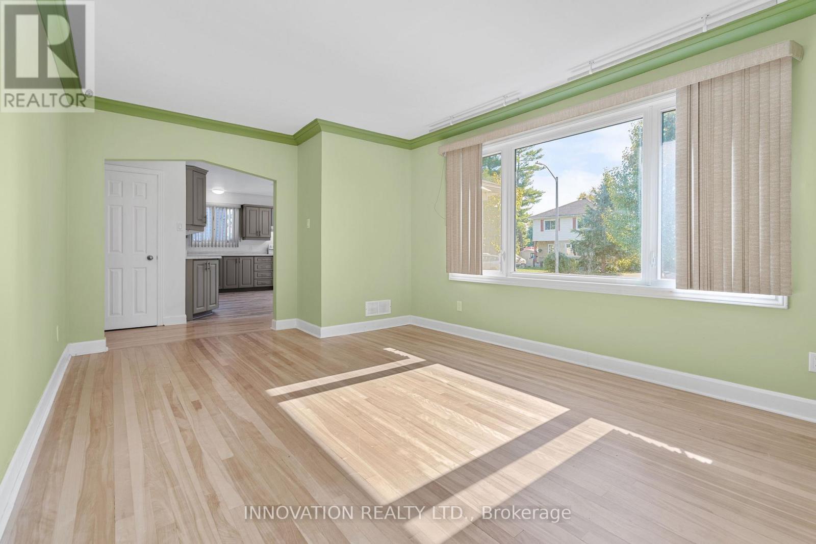 1811 Hutton Avenue, Ottawa, Ontario K1G 1M1 - Photo 10 - X12994126