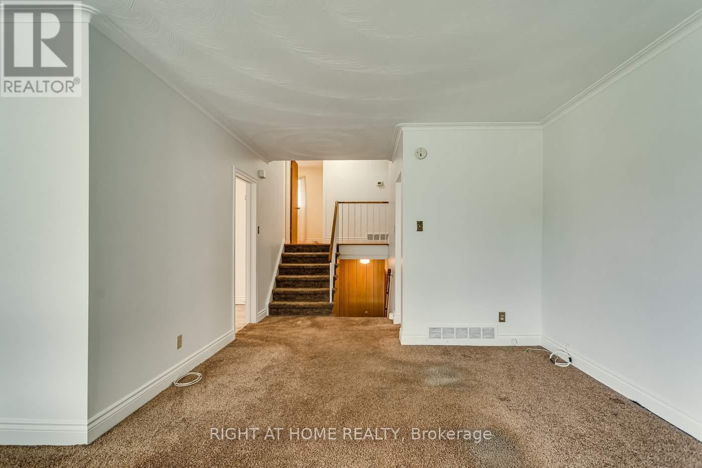 22 Sheva Court, Toronto, Ontario  M1K 3P9 - Photo 10 - E12994046