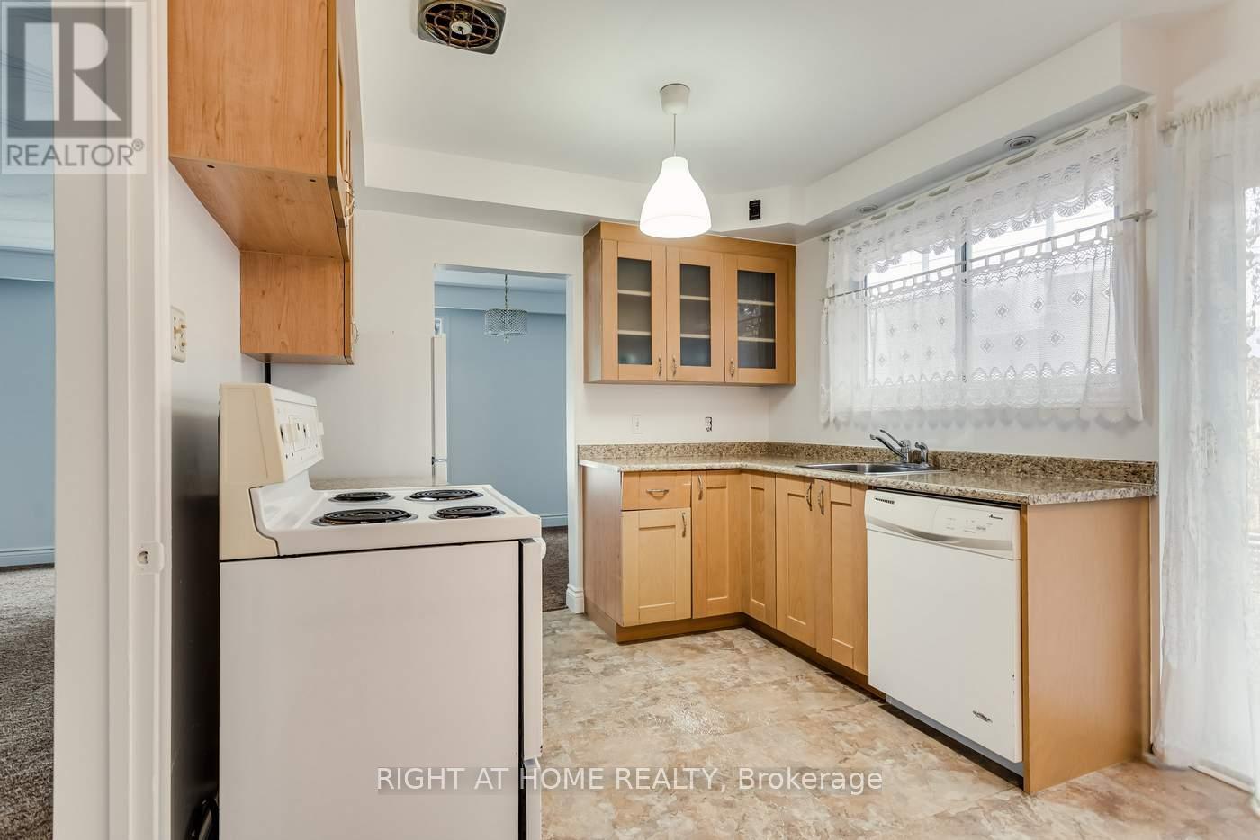 22 Sheva Court, Toronto, Ontario  M1K 3P9 - Photo 14 - E12994046