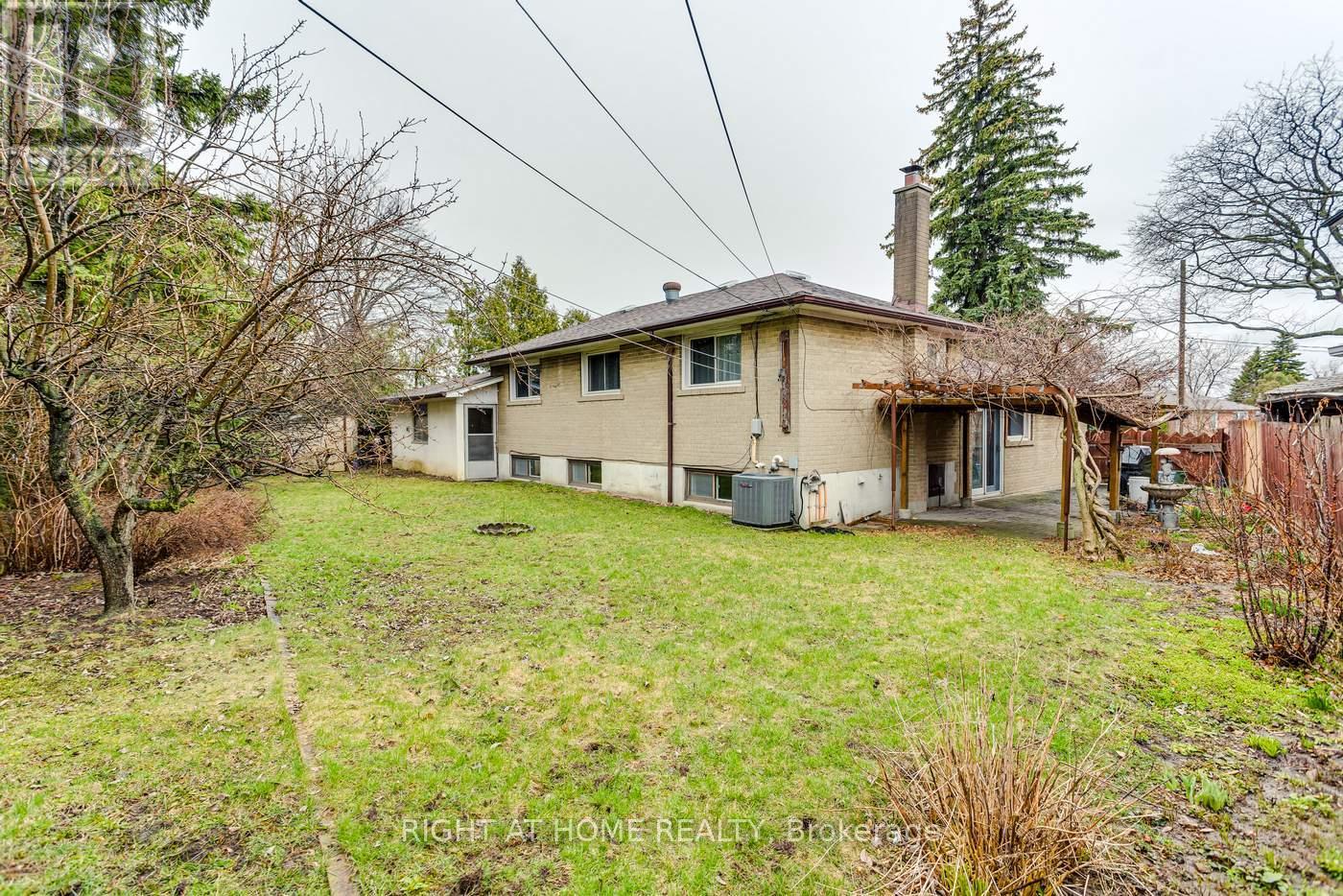 22 Sheva Court, Toronto, Ontario  M1K 3P9 - Photo 36 - E12994046