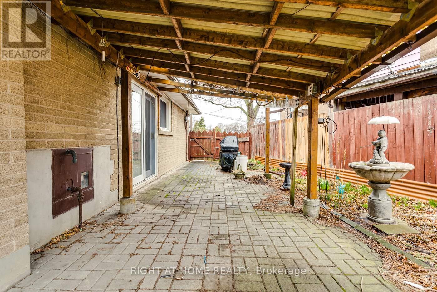 22 Sheva Court, Toronto, Ontario  M1K 3P9 - Photo 37 - E12994046