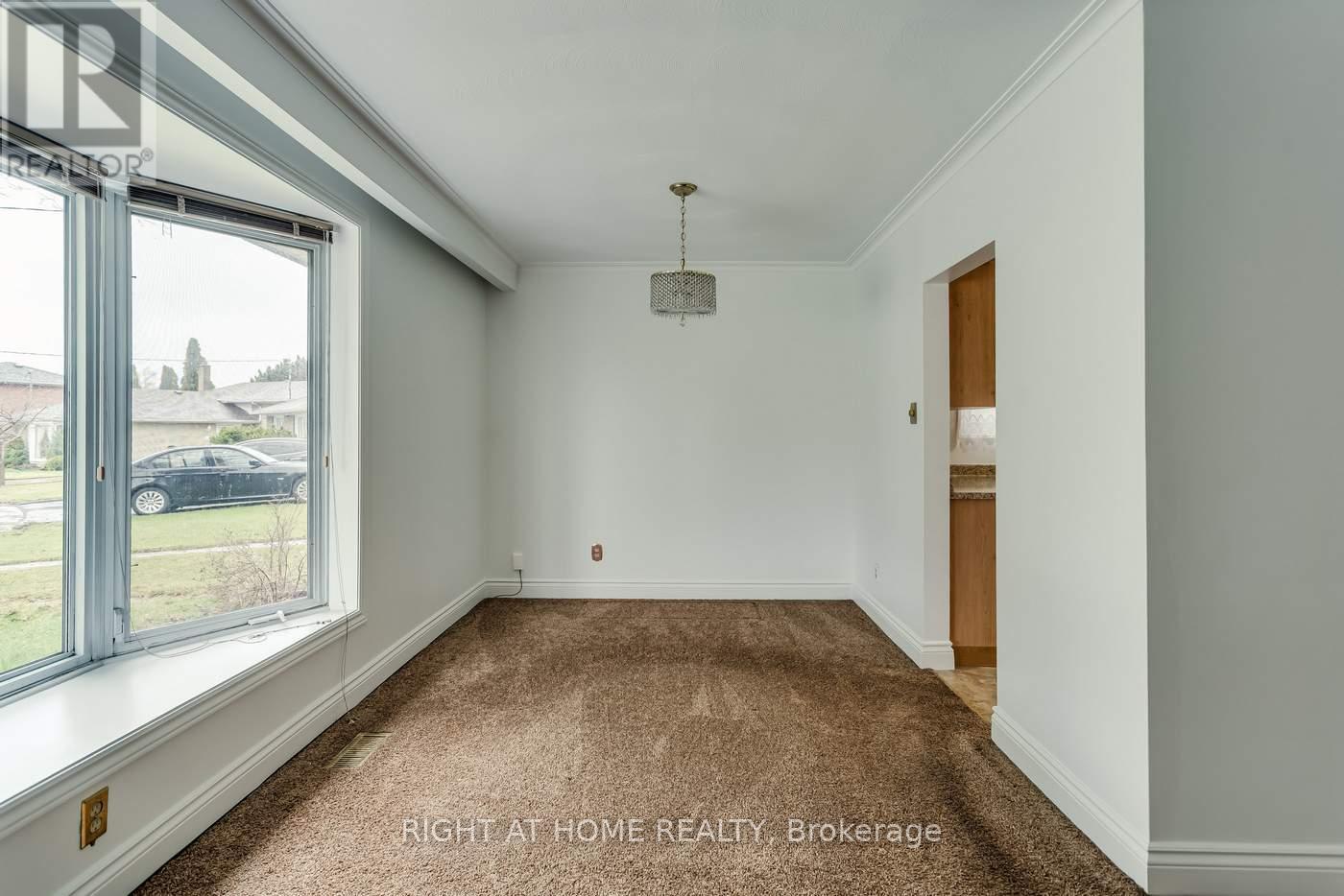 22 Sheva Court, Toronto, Ontario  M1K 3P9 - Photo 7 - E12994046