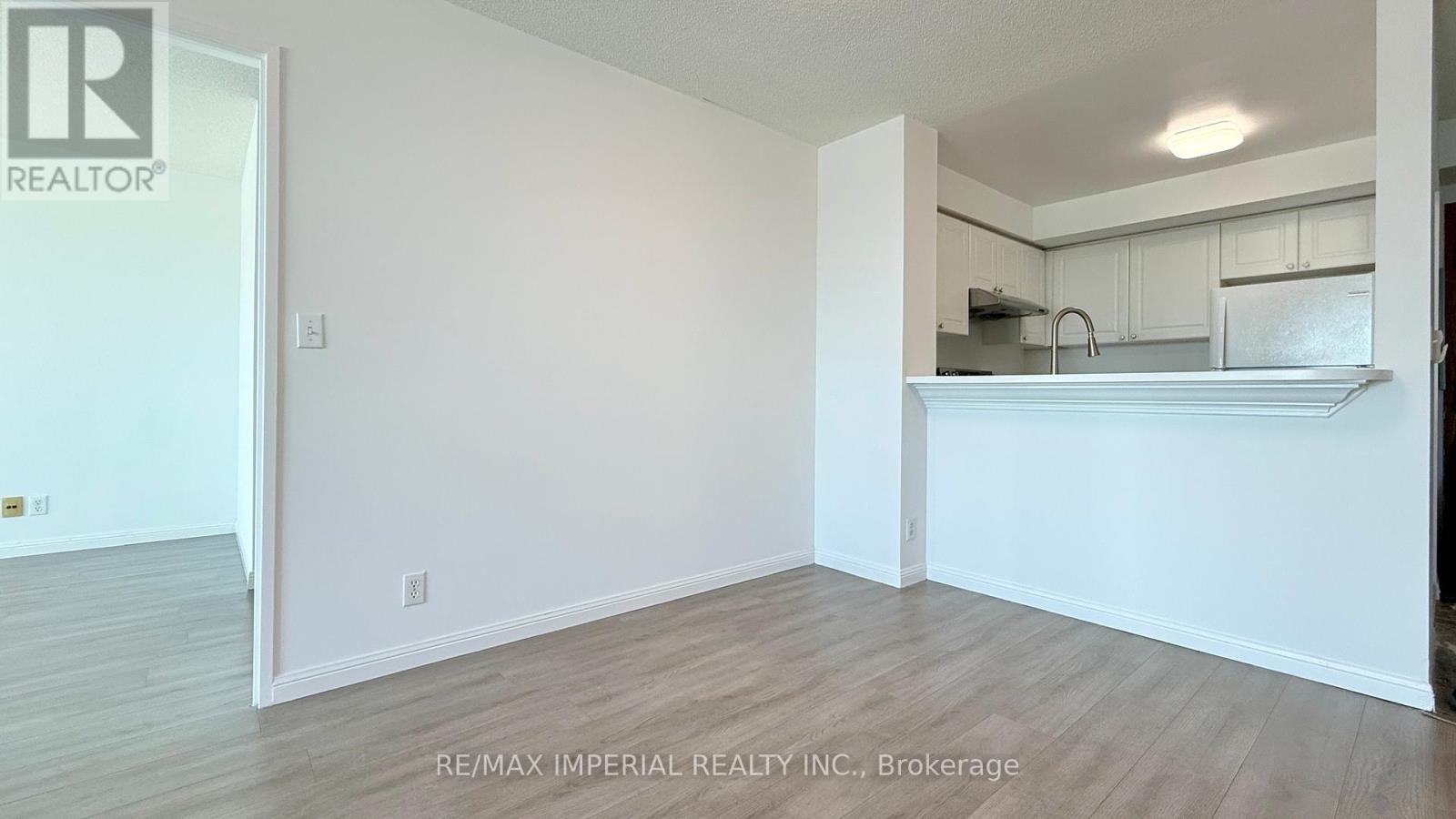 2209 - 1 Lee Centre Drive, Toronto, Ontario  M1H 3J2 - Photo 9 - E12994052