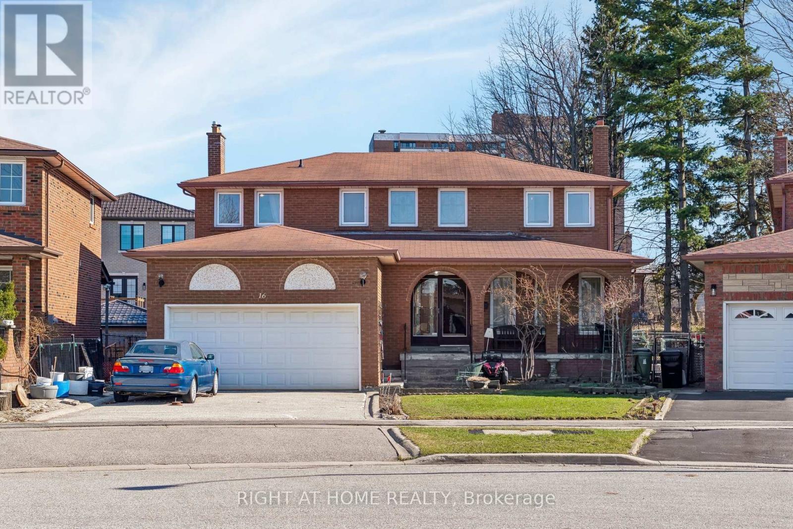 16 ASCOLDA BOULEVARD, Toronto, Ontario