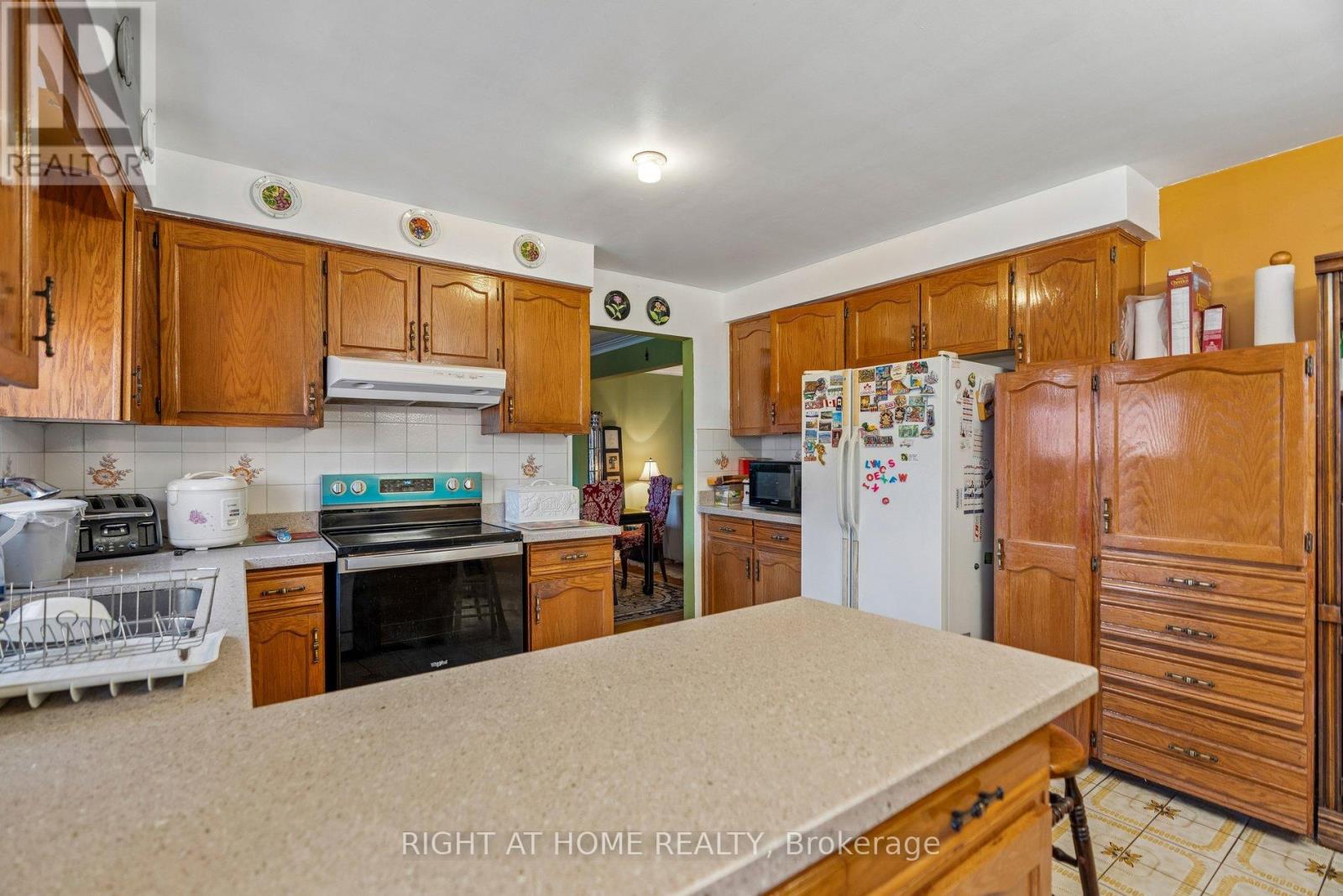 16 Ascolda Boulevard, Toronto, Ontario  M1J 2N7 - Photo 11 - E12994060