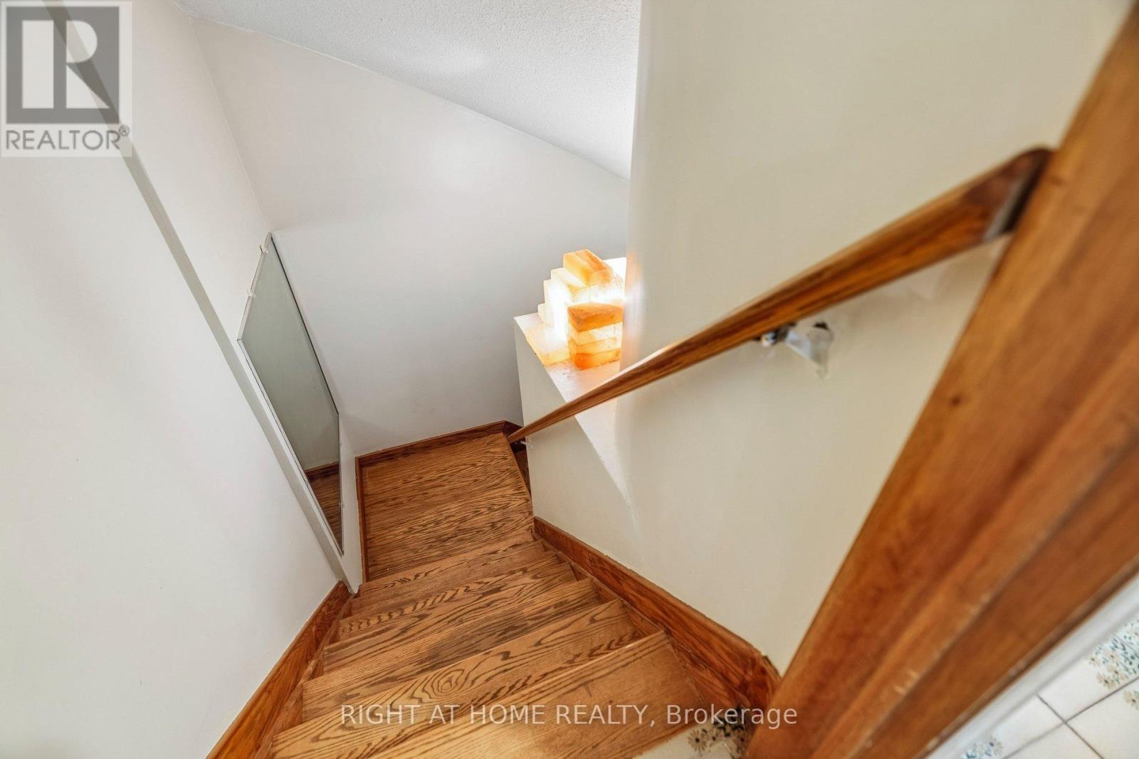 16 Ascolda Boulevard, Toronto, Ontario  M1J 2N7 - Photo 32 - E12994060