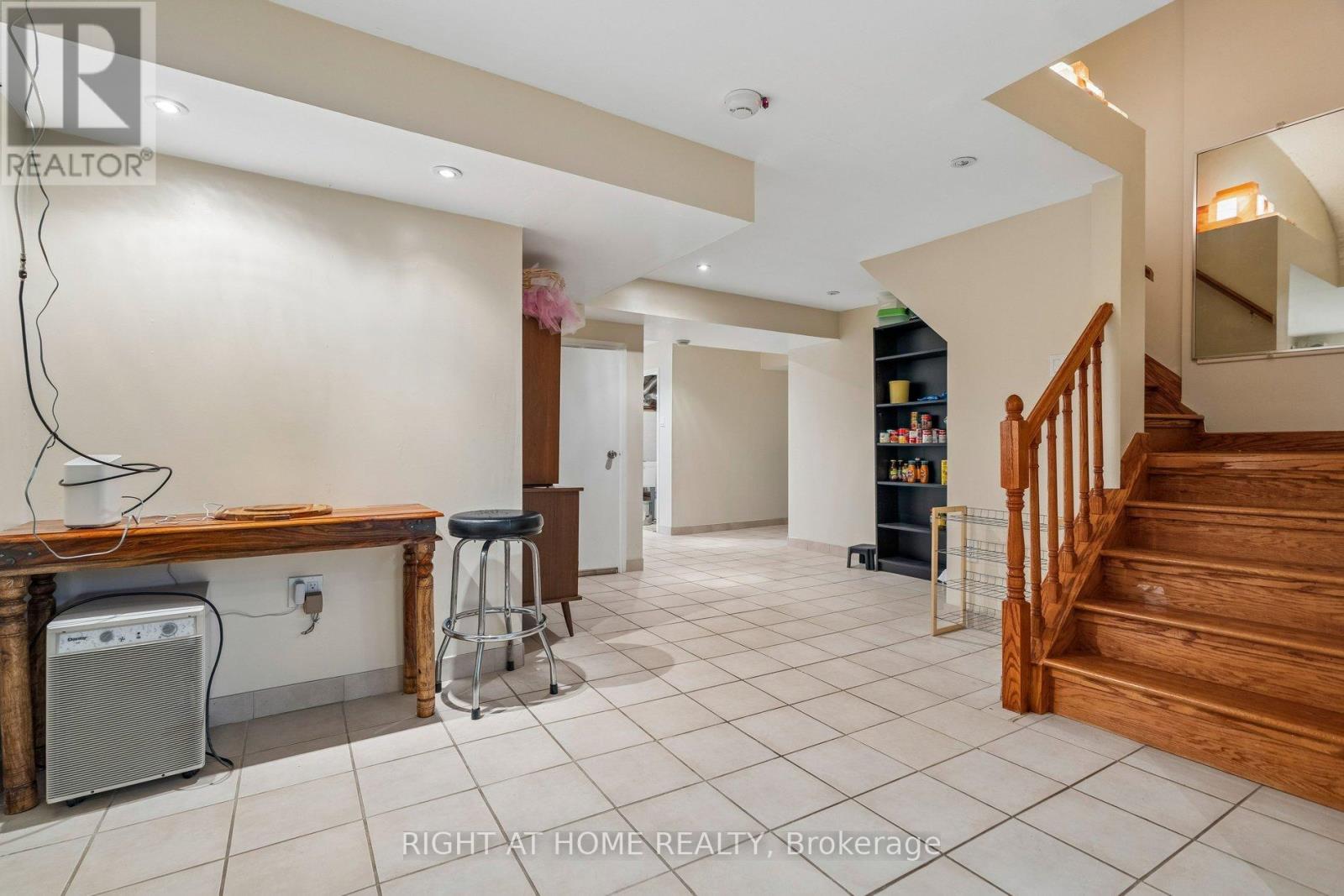 16 Ascolda Boulevard, Toronto, Ontario  M1J 2N7 - Photo 33 - E12994060