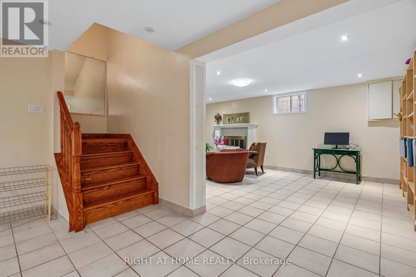 16 Ascolda Boulevard, Toronto, Ontario  M1J 2N7 - Photo 34 - E12994060