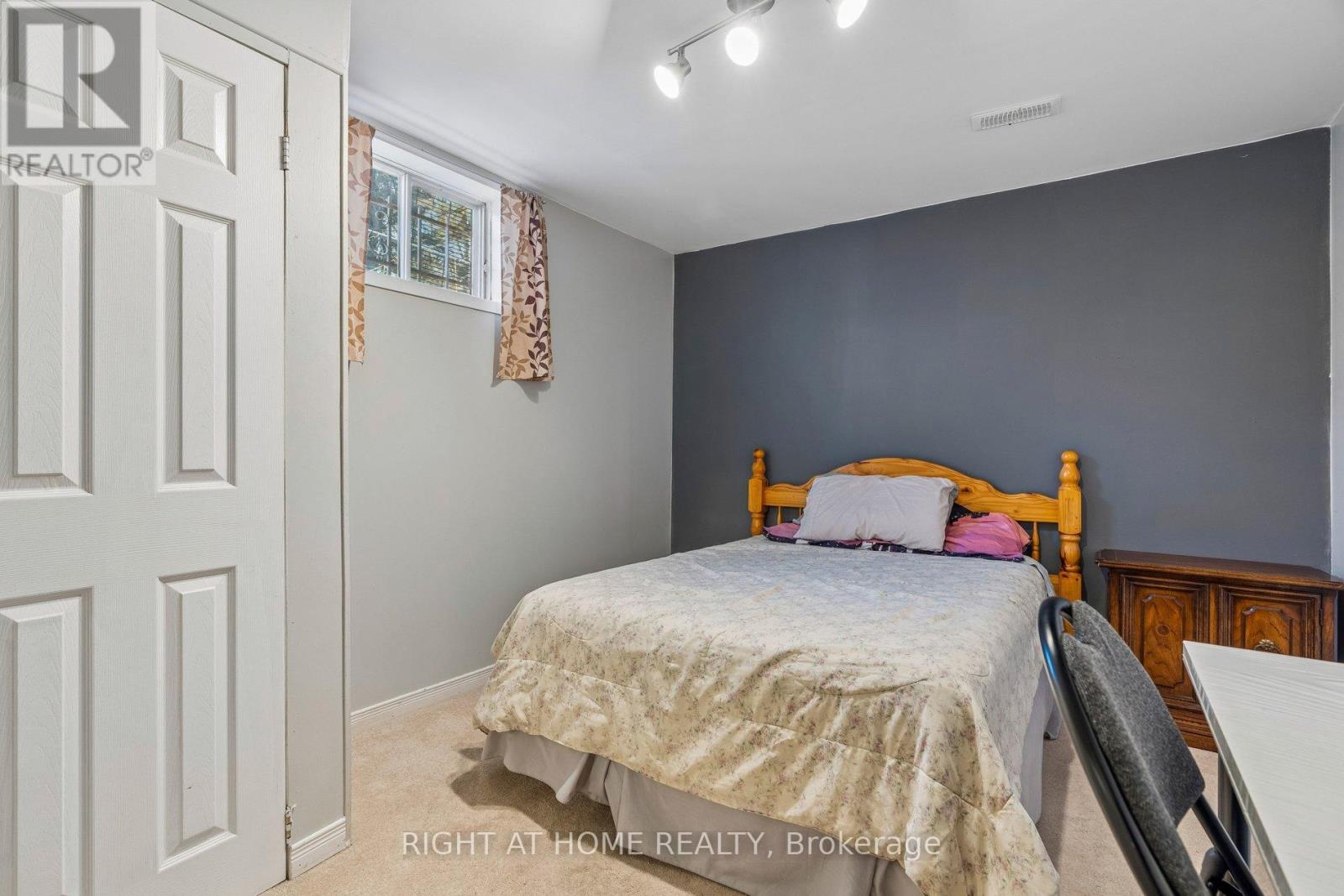 16 Ascolda Boulevard, Toronto, Ontario  M1J 2N7 - Photo 39 - E12994060