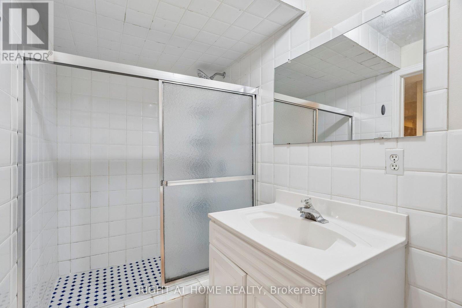 16 Ascolda Boulevard, Toronto, Ontario  M1J 2N7 - Photo 41 - E12994060