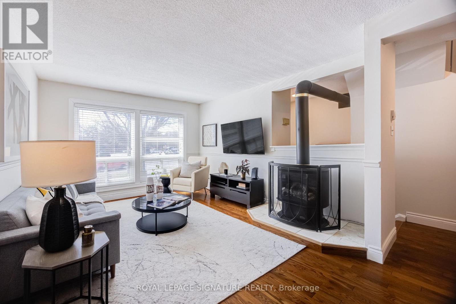 36 Randall Drive, Ajax, Ontario  L1S 6L2 - Photo 6 - E12994064