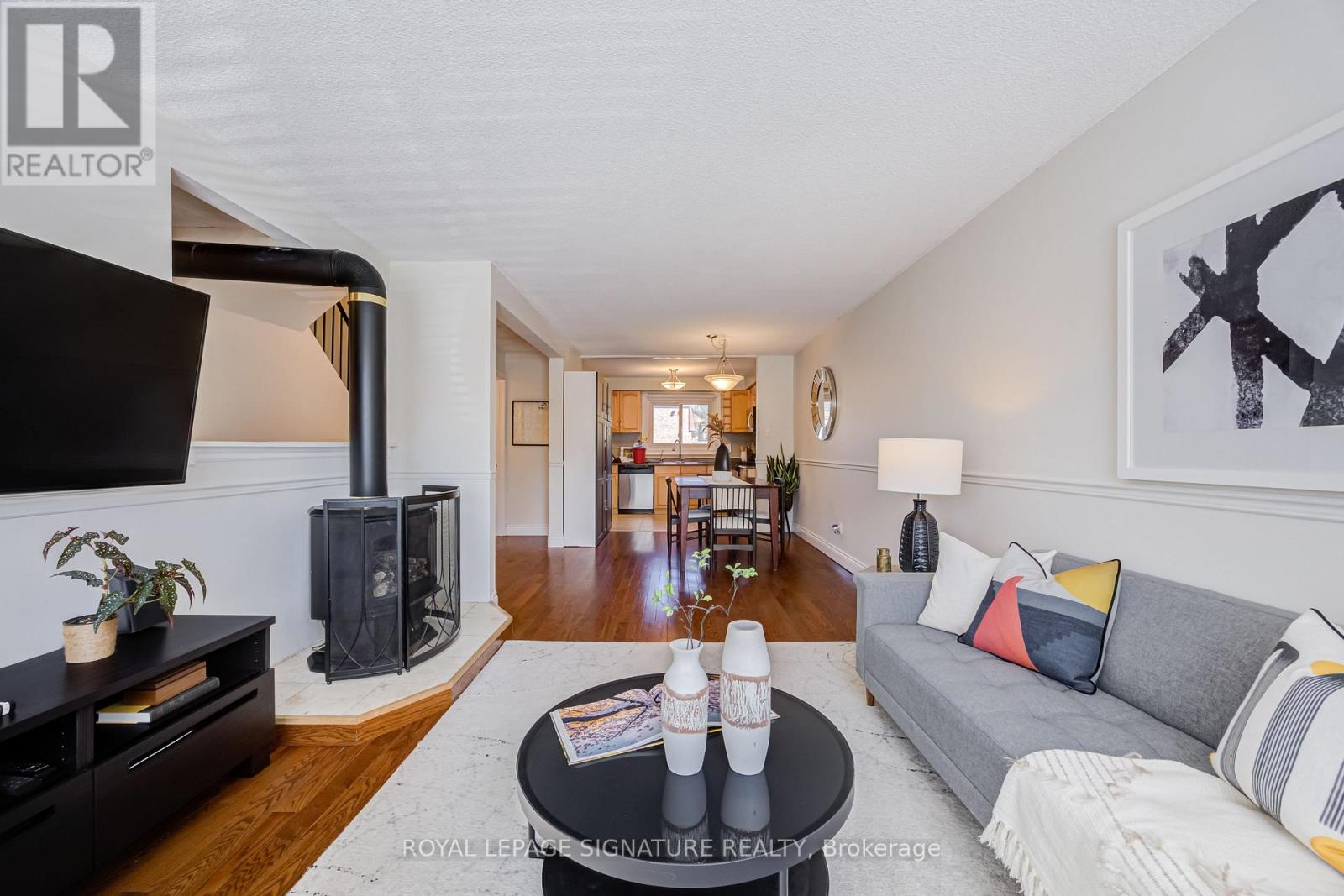 36 Randall Drive, Ajax, Ontario  L1S 6L2 - Photo 7 - E12994064