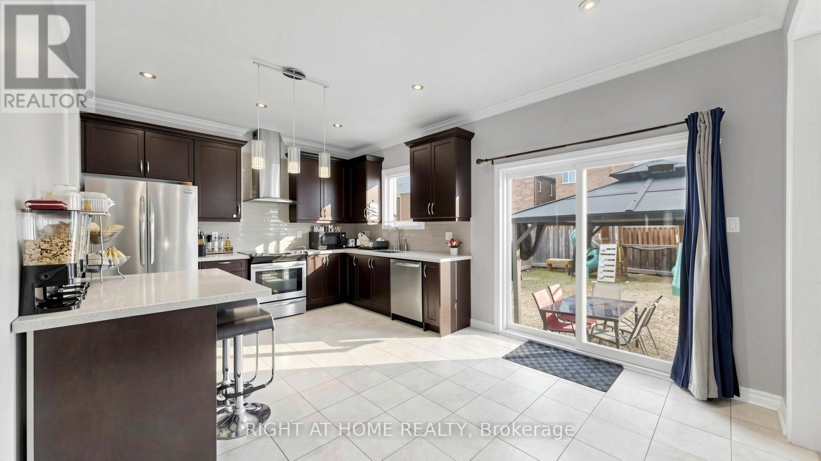 868 Wrenwood Drive, Oshawa, Ontario  L1K 0V8 - Photo 16 - E12994138