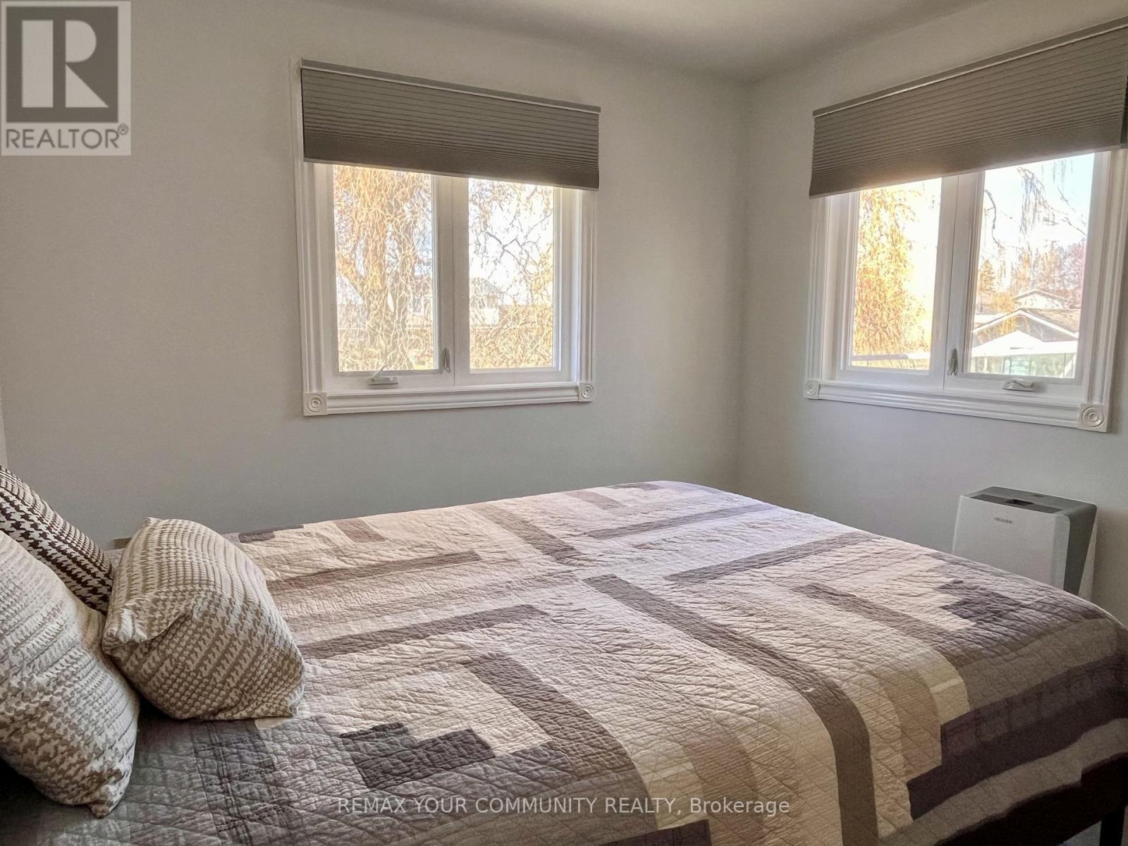 44 Canal Street, Georgina, Ontario  L4P 1K5 - Photo 28 - N12994058