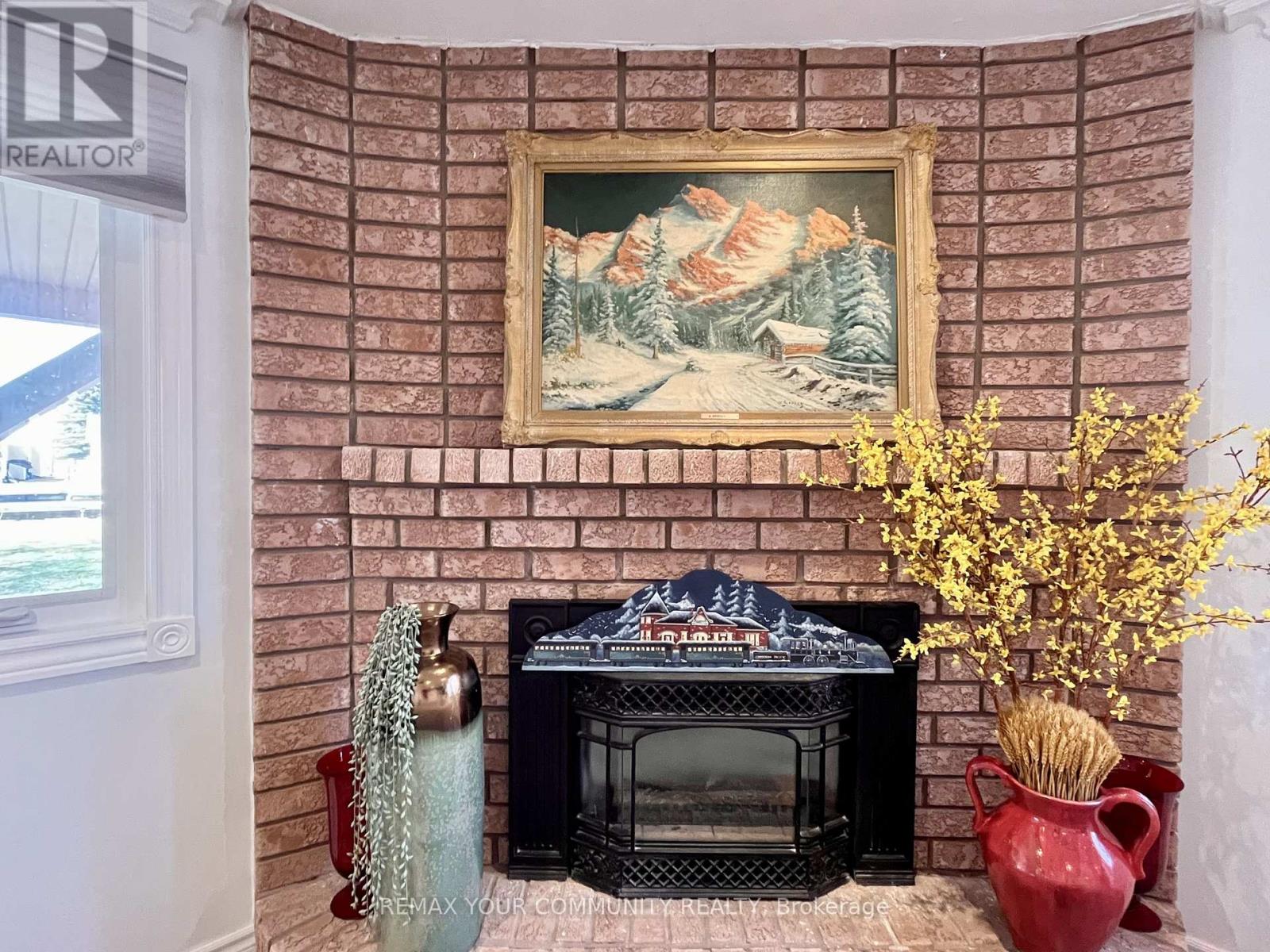 44 Canal Street, Georgina, Ontario  L4P 1K5 - Photo 31 - N12994058