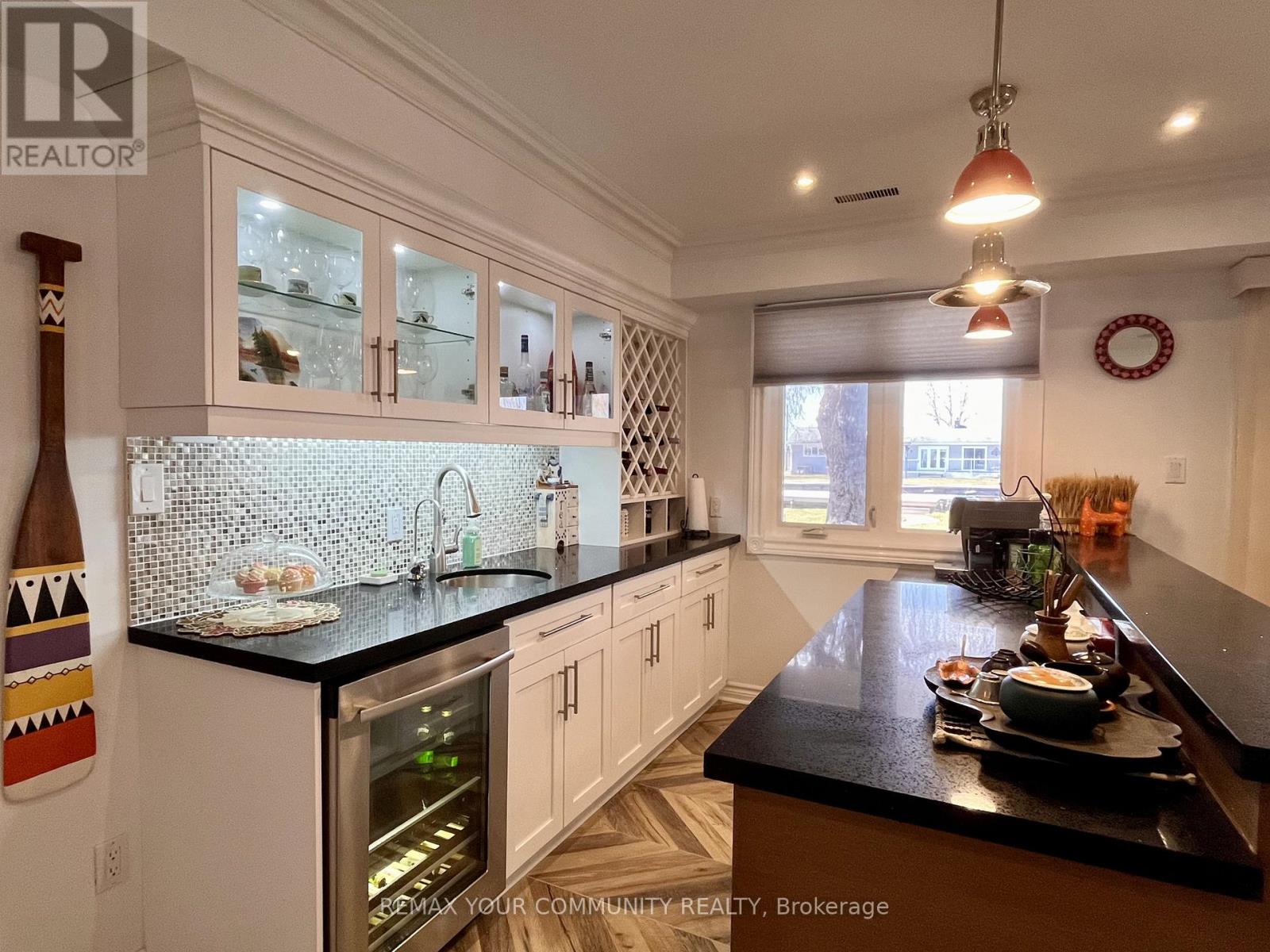 44 Canal Street, Georgina, Ontario  L4P 1K5 - Photo 36 - N12994058