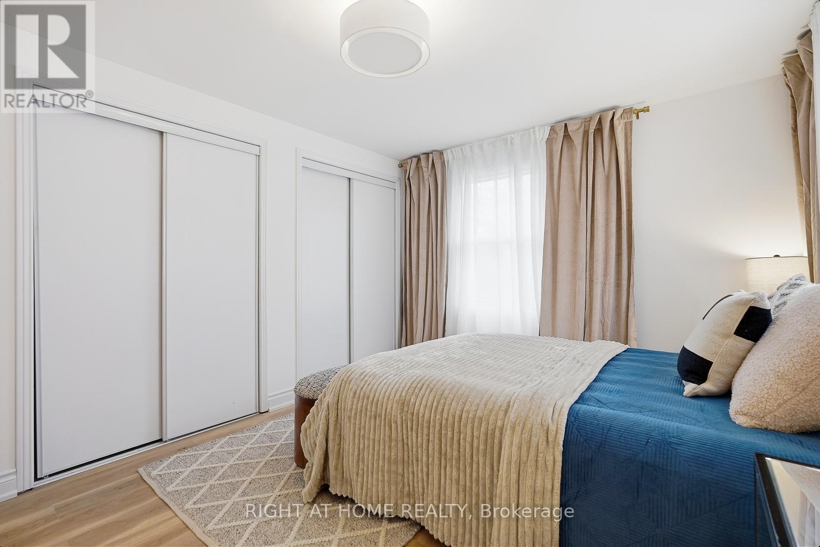 259 Glenwoods Avenue, Georgina, Ontario  L4P 2X1 - Photo 20 - N12994066