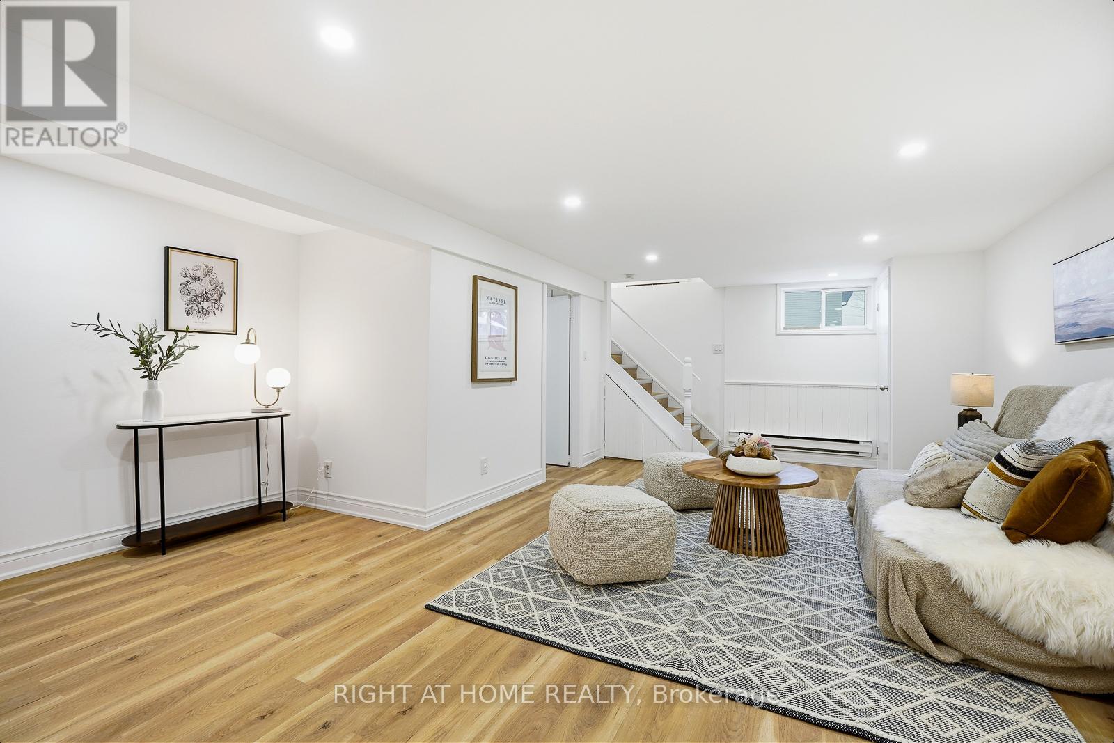 259 Glenwoods Avenue, Georgina, Ontario  L4P 2X1 - Photo 31 - N12994066