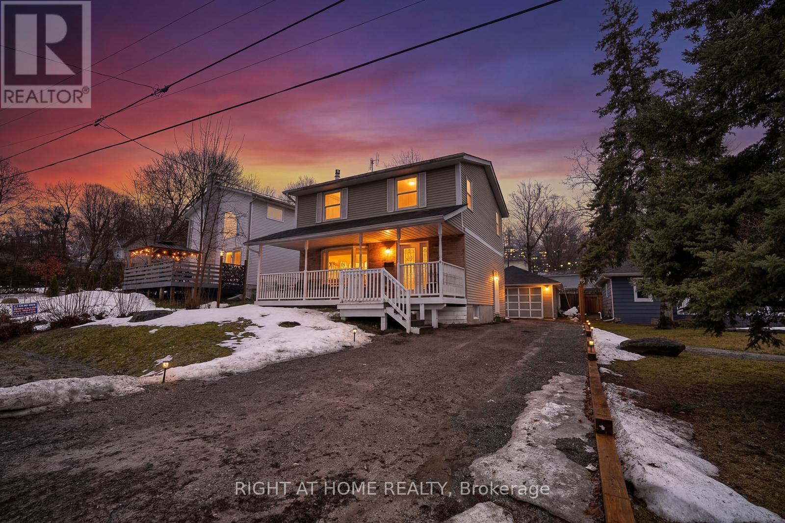 259 Glenwoods Avenue, Georgina, Ontario  L4P 2X1 - Photo 37 - N12994066