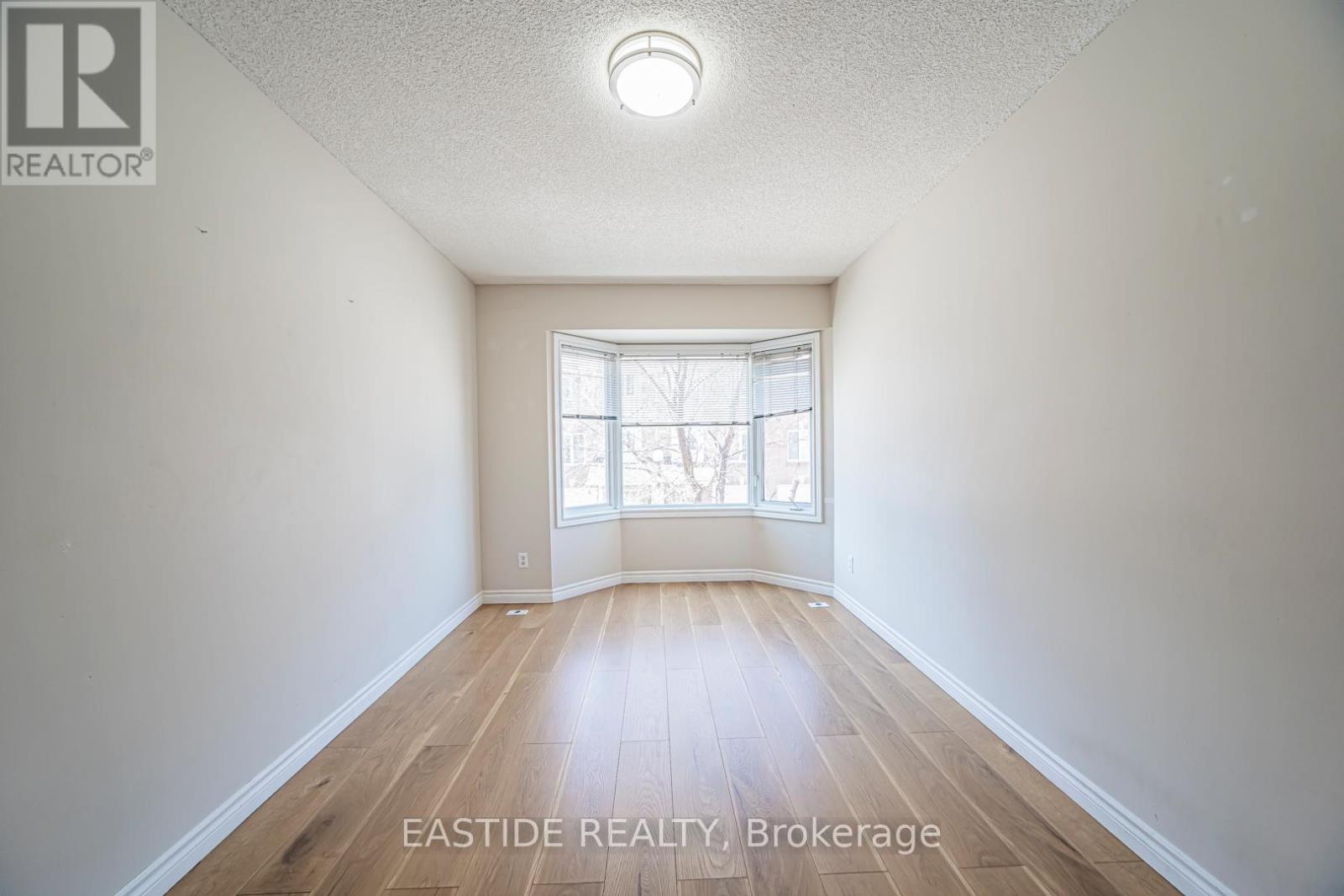 96 - 151 Townsgate Drive, Vaughan, Ontario  L4J 8J7 - Photo 15 - N12994076