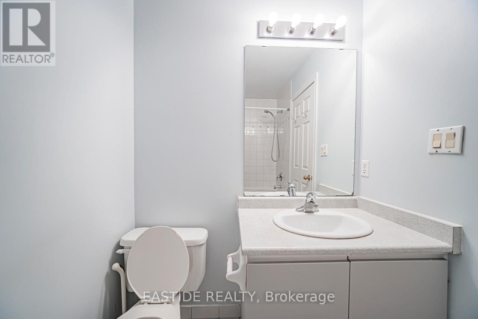 96 - 151 Townsgate Drive, Vaughan, Ontario  L4J 8J7 - Photo 18 - N12994076