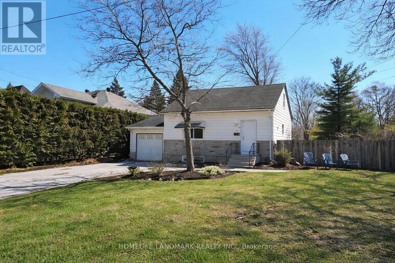 392 Elmwood Avenue, Richmond Hill, Ontario  L4C 1M3 - Photo 20 - N12994084