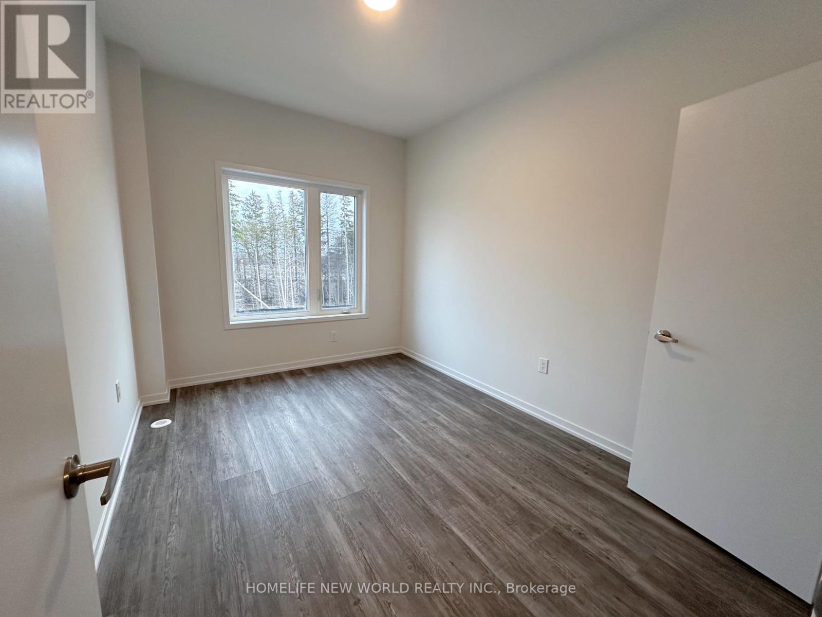 1406 19th Avenue, Richmond Hill, Ontario  L4E 1P3 - Photo 10 - N12994108
