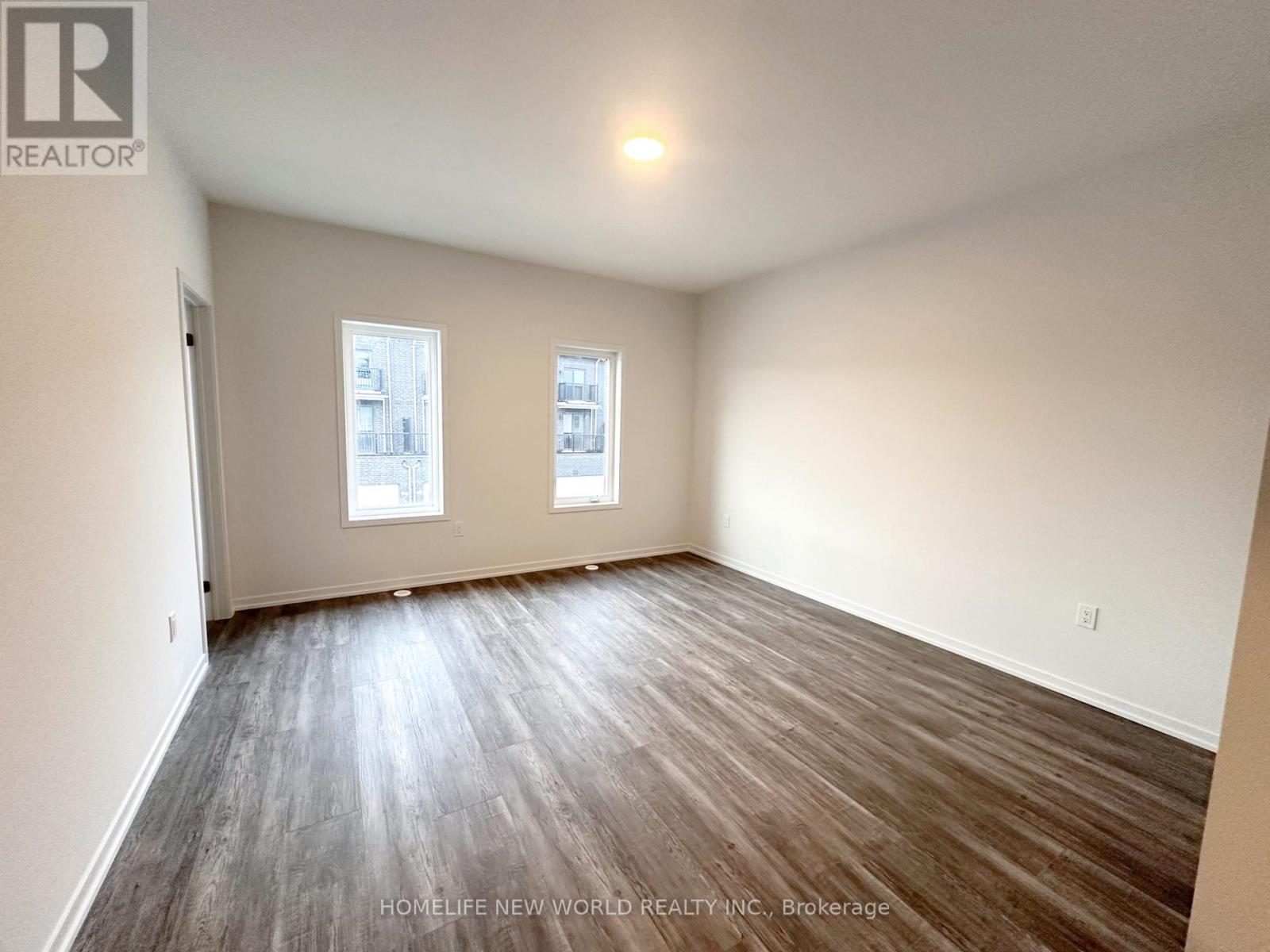 1406 19th Avenue, Richmond Hill, Ontario  L4E 1P3 - Photo 7 - N12994108