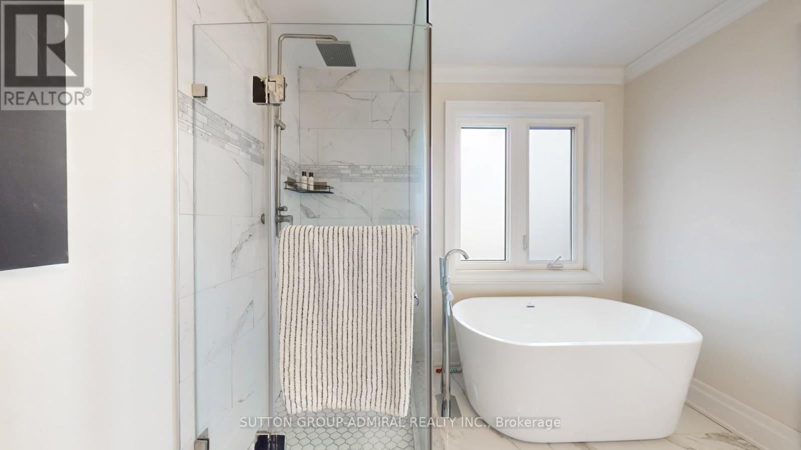 8 Colleen Street, Vaughan, Ontario  L4J 5H1 - Photo 28 - N12994116