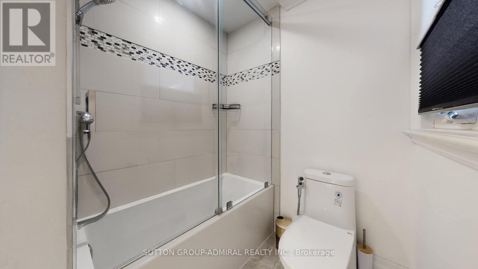 8 Colleen Street, Vaughan, Ontario  L4J 5H1 - Photo 33 - N12994116