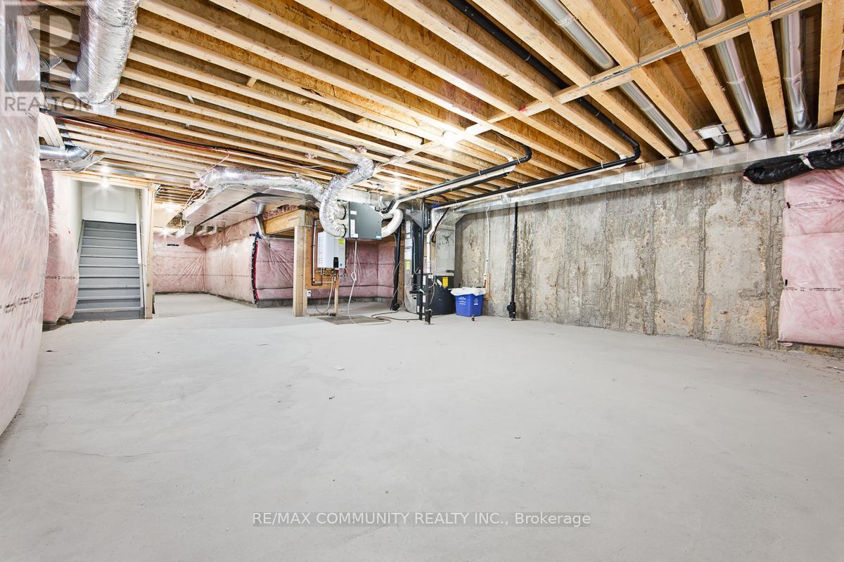 33 Liam Lane, Markham, Ontario  L3S 3J5 - Photo 21 - N12994124