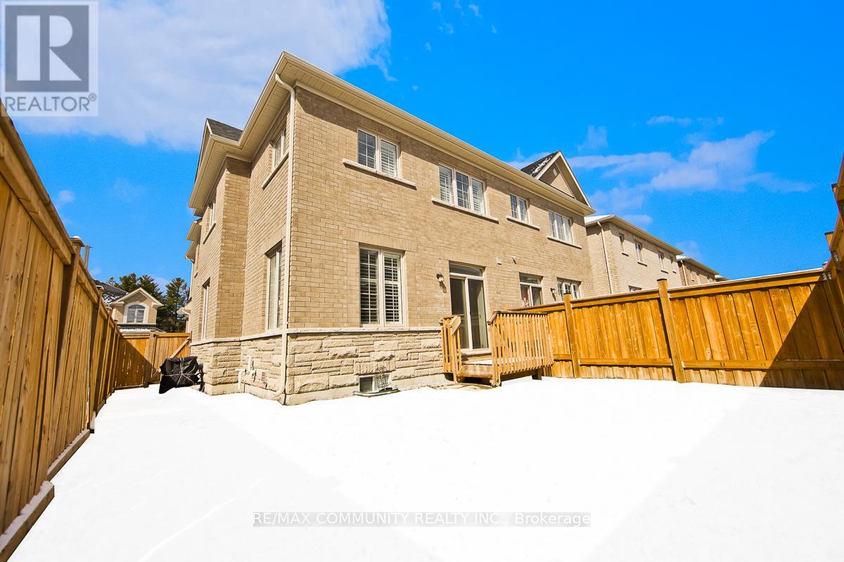 33 Liam Lane, Markham, Ontario  L3S 3J5 - Photo 23 - N12994124