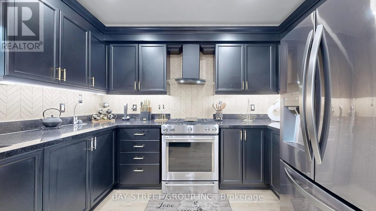 53 Priscilla's Place, Barrie, Ontario  L4N 5X6 - Photo 12 - S12994096