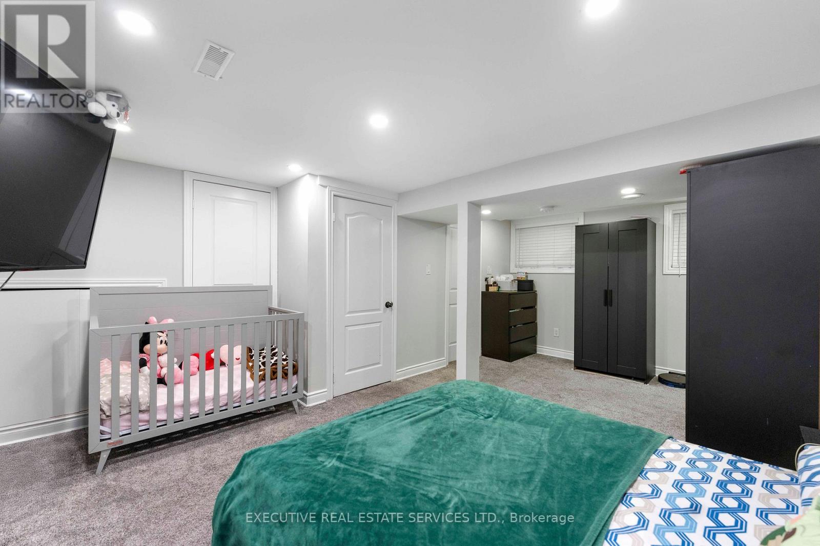 21 Garden Avenue, Brampton, Ontario  L6X 1M4 - Photo 23 - W12994044