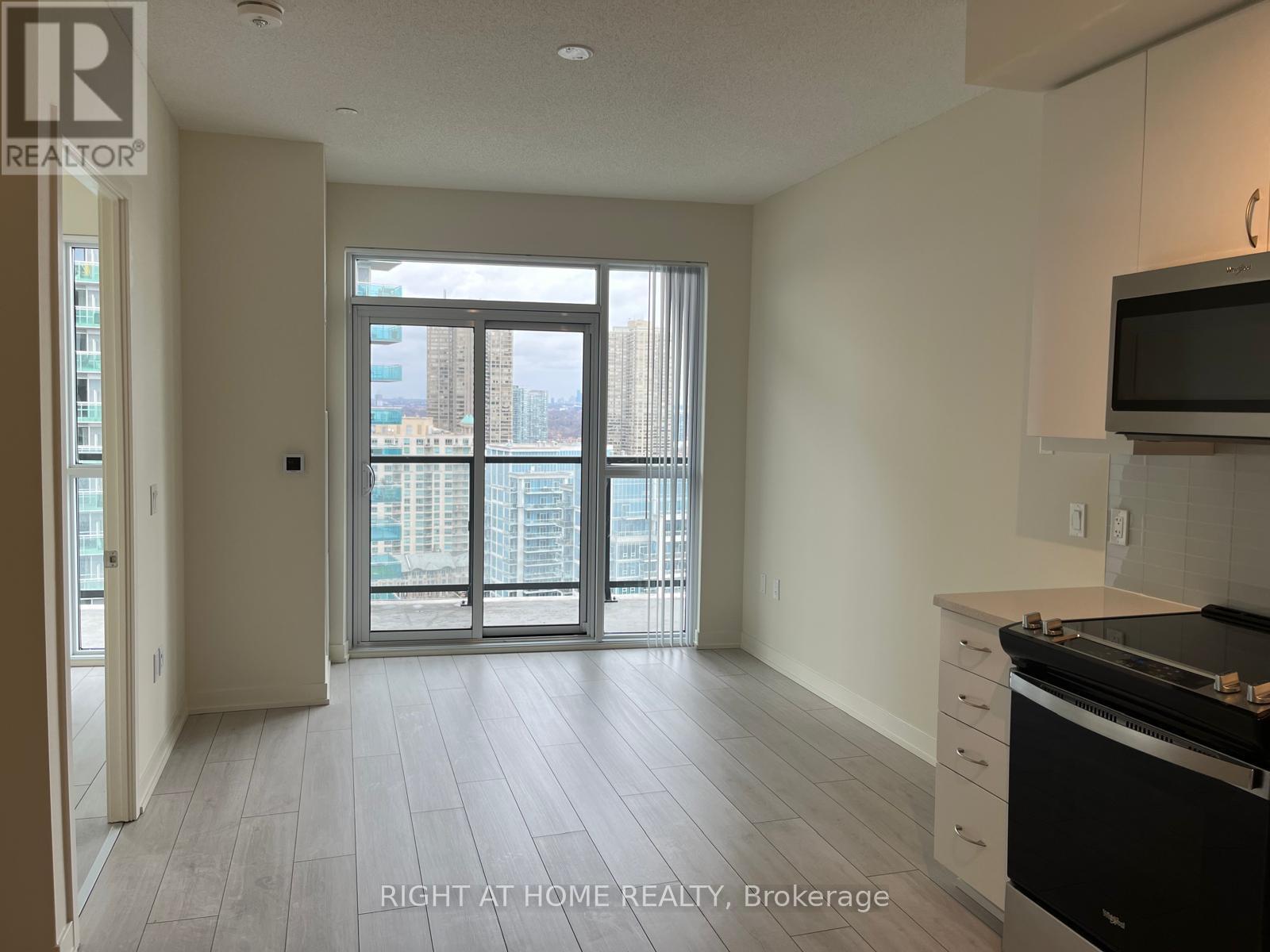 2112 - 38 Annie Craig Drive, Toronto, Ontario  M8V 0G9 - Photo 4 - W12994054