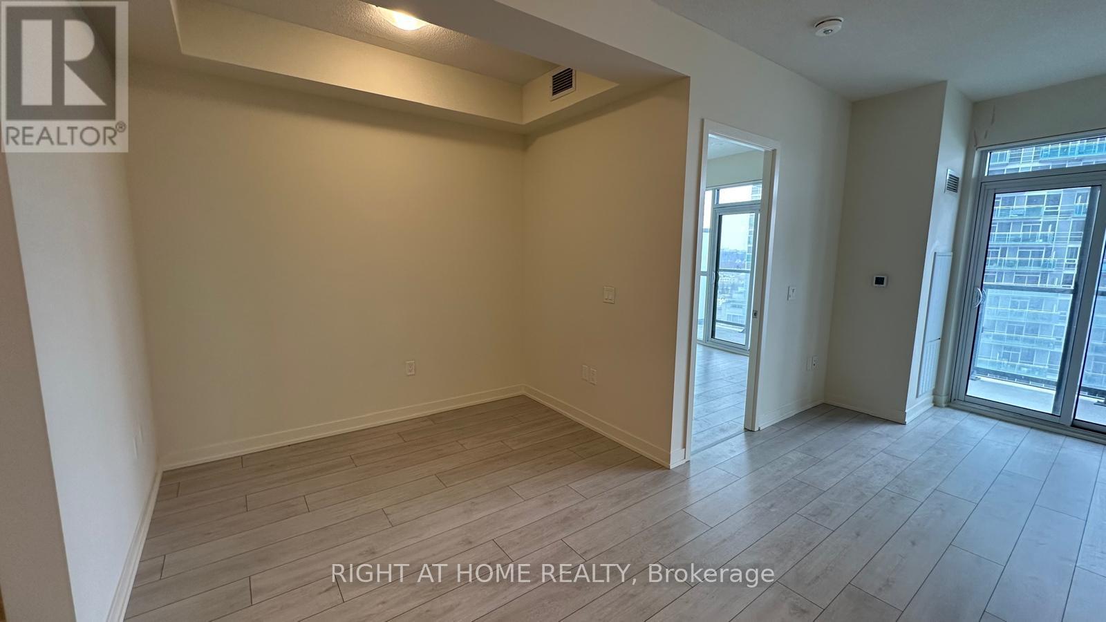 2112 - 38 Annie Craig Drive, Toronto, Ontario  M8V 0G9 - Photo 5 - W12994054