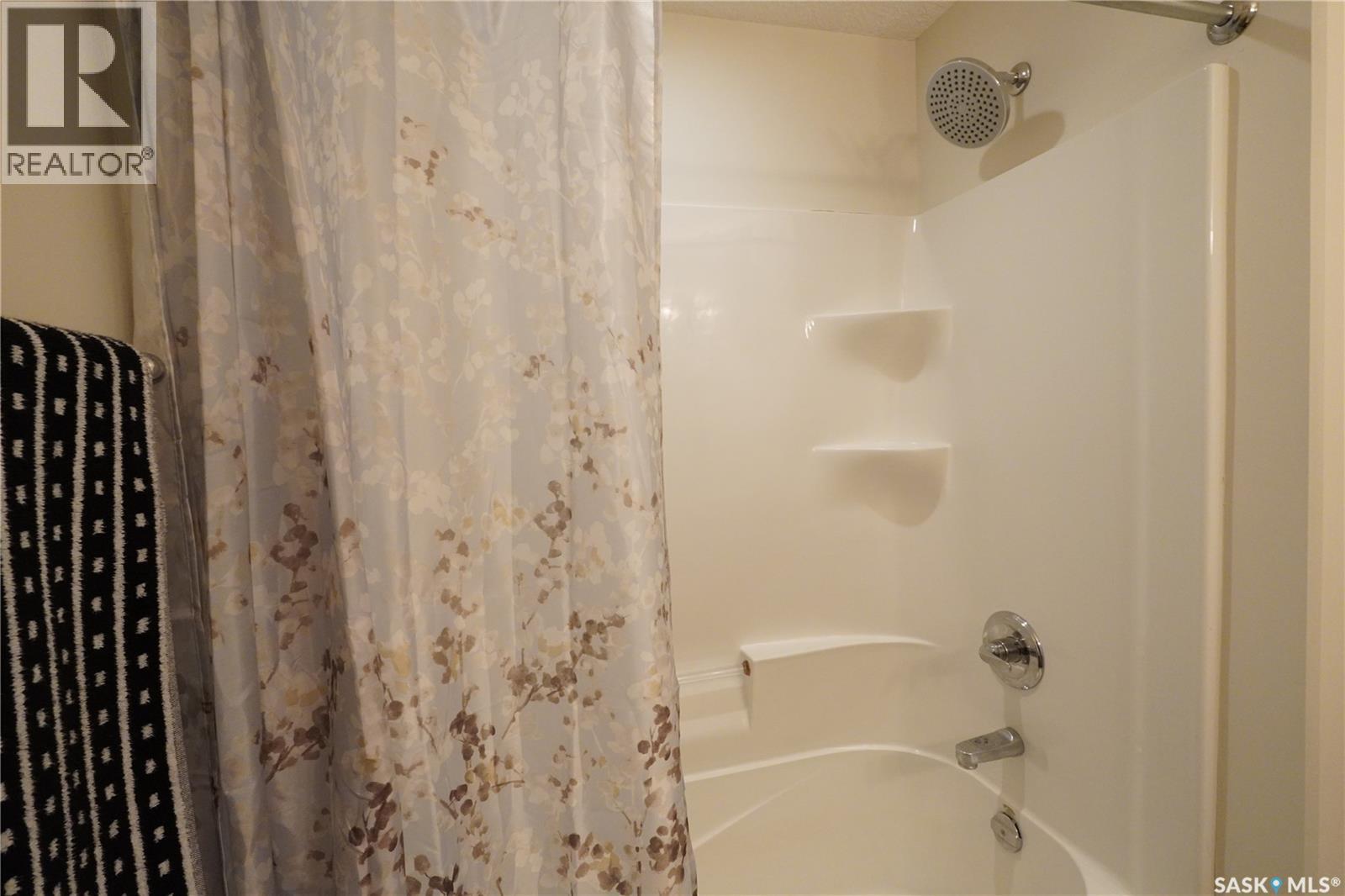 4125 Green Olive Way E, Regina, Saskatchewan  S4V 1P8 - Photo 14 - SK032860