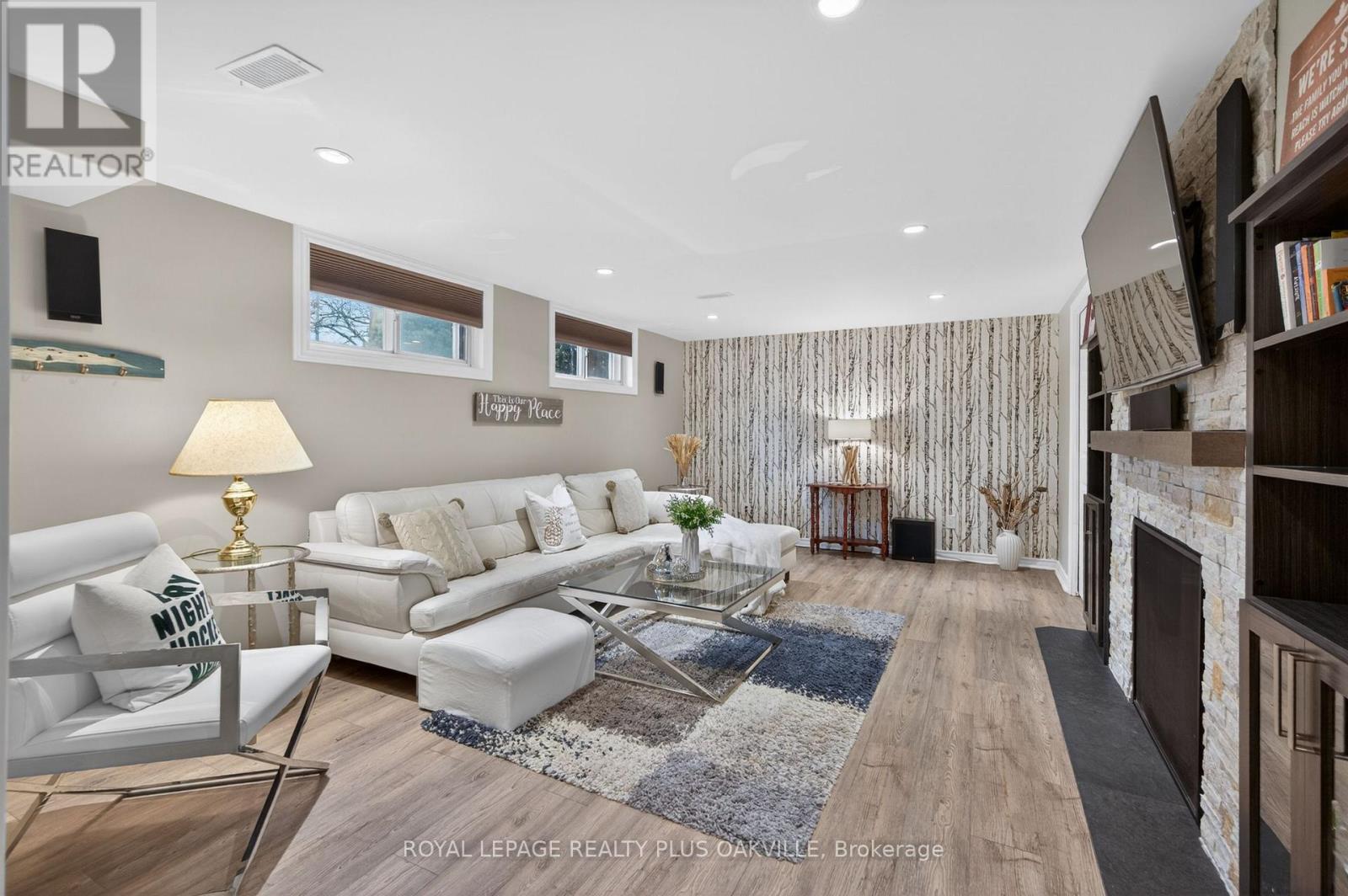 512 Pinedale Avenue, Burlington, Ontario  L7L 3W1 - Photo 22 - W12994090