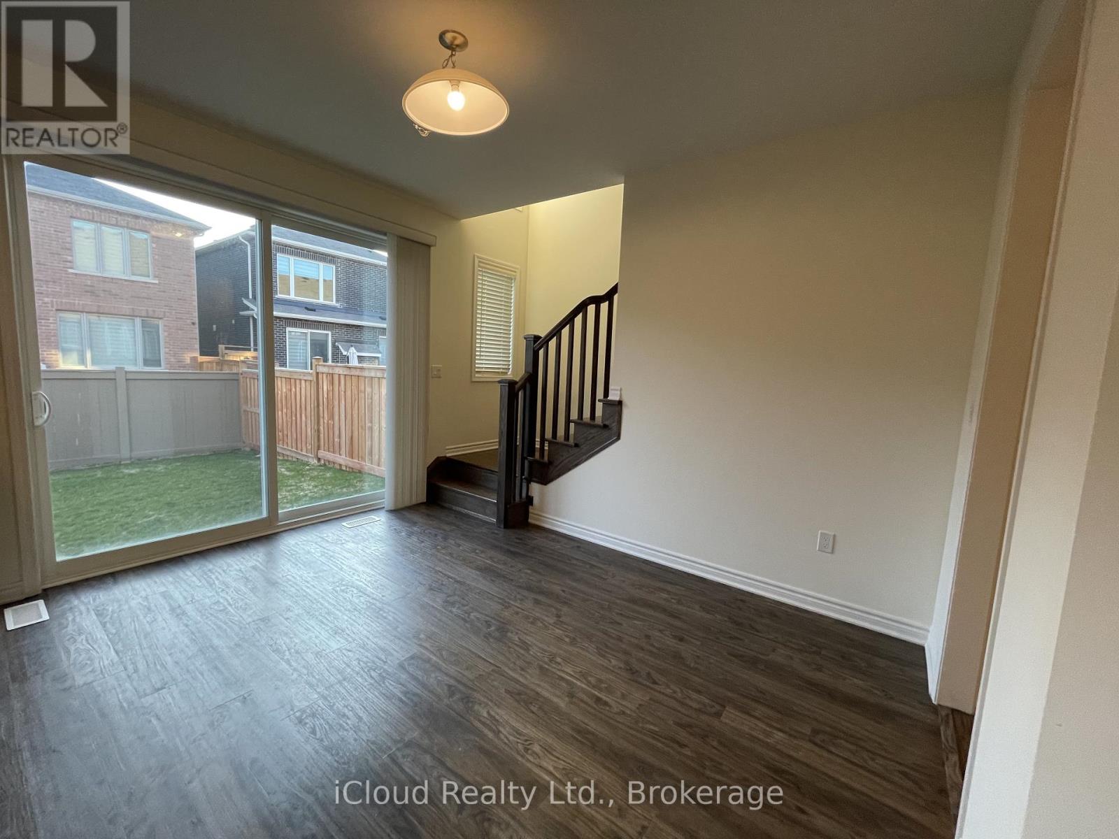 1360 Sycamore Gardens, Milton, Ontario  L9E 1R3 - Photo 19 - W12994106