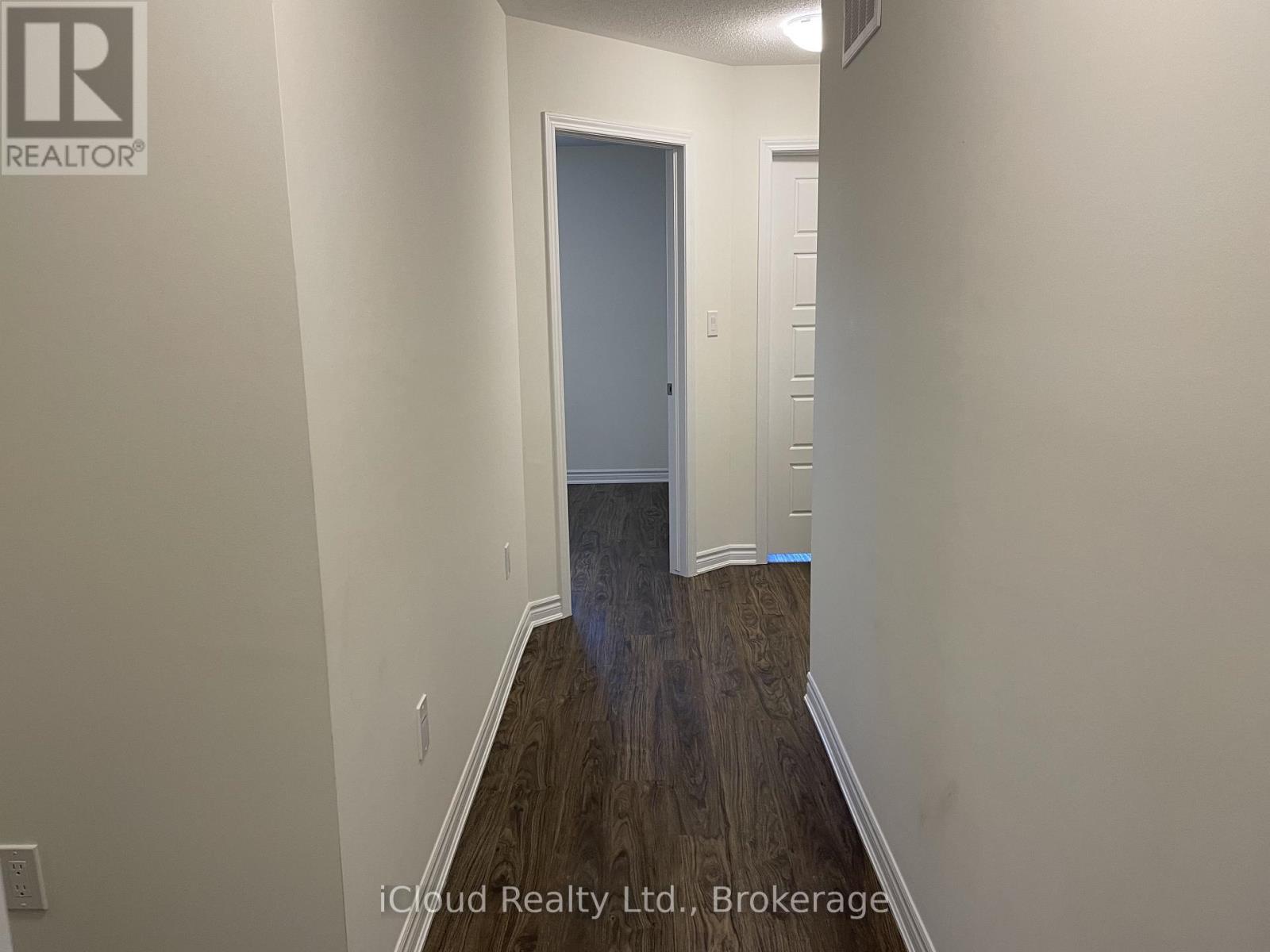 1360 Sycamore Gardens, Milton, Ontario  L9E 1R3 - Photo 30 - W12994106