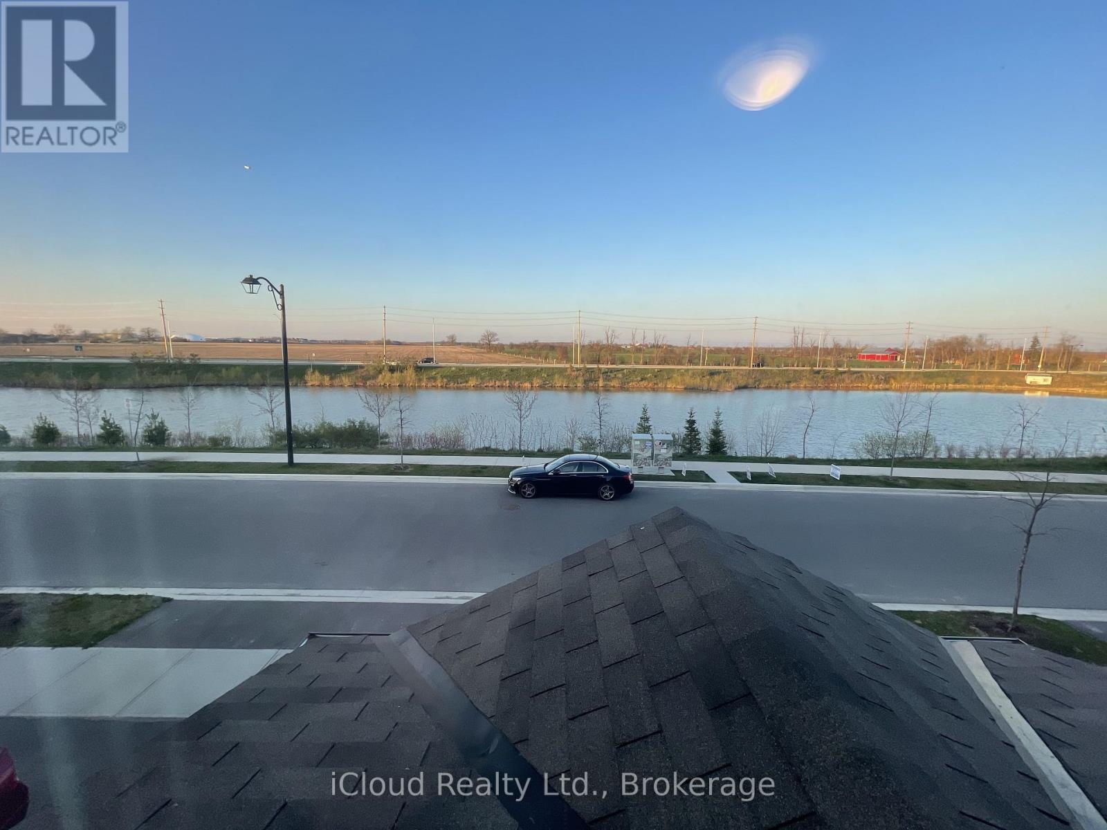 1360 Sycamore Gardens, Milton, Ontario  L9E 1R3 - Photo 38 - W12994106