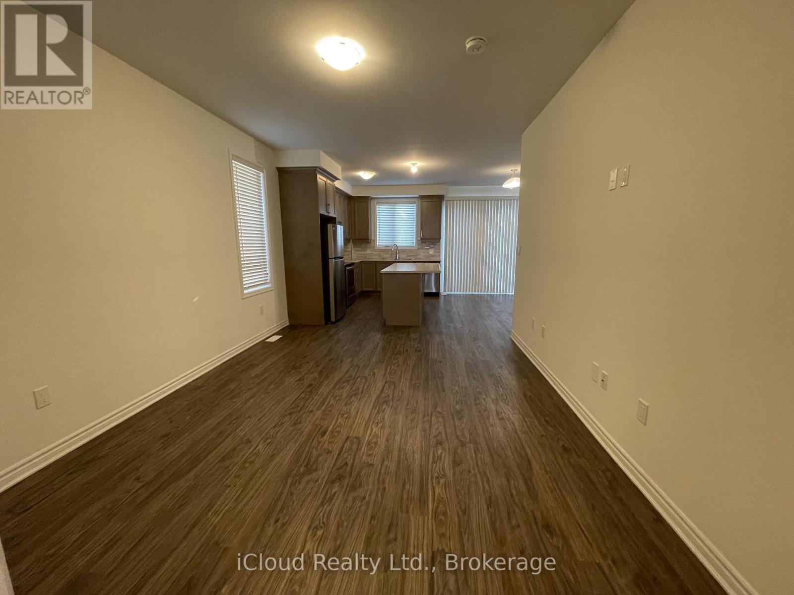 1360 Sycamore Gardens, Milton, Ontario  L9E 1R3 - Photo 8 - W12994106