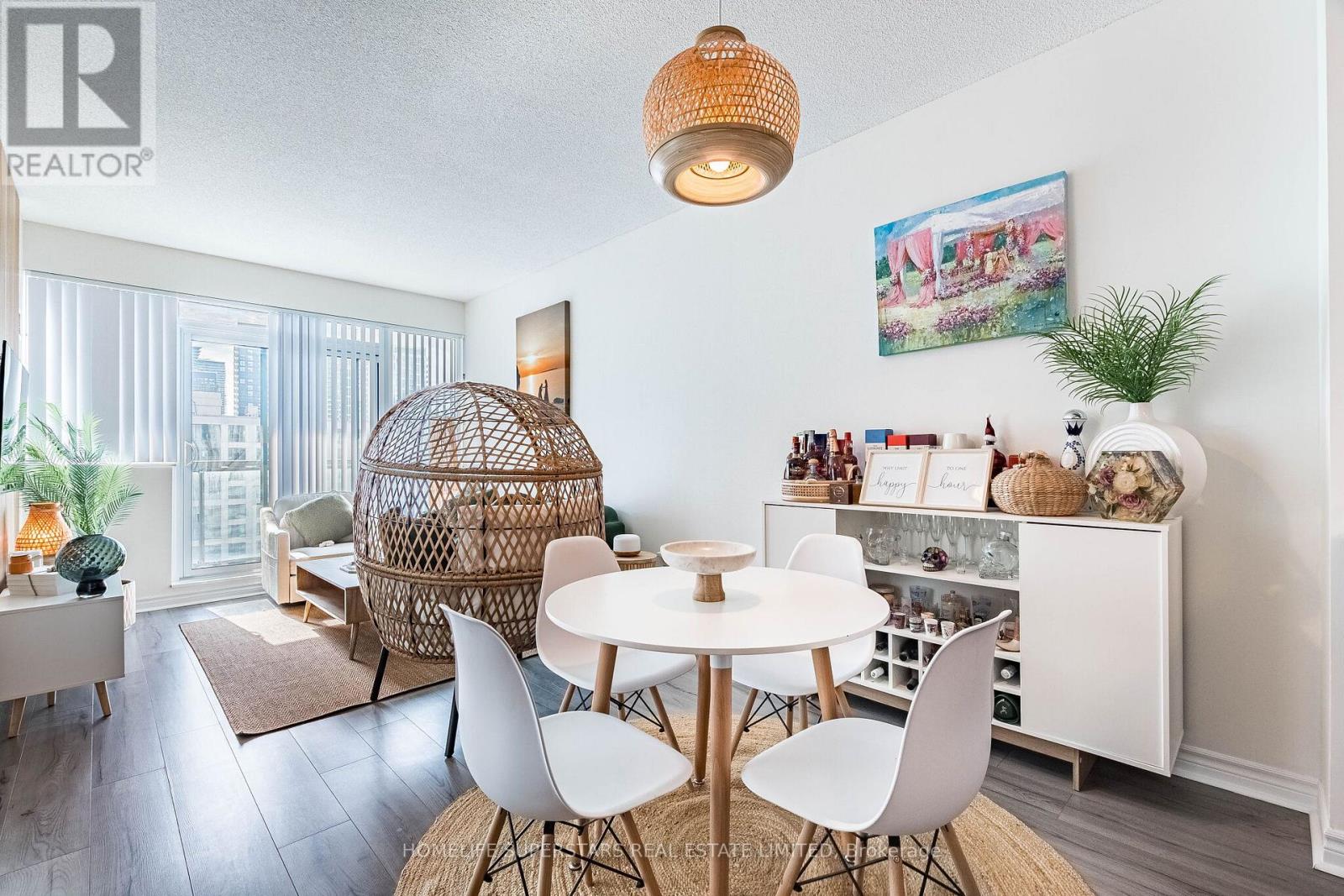 2208 - 349 Rathburn Road W, Mississauga, Ontario  L5B 0G1 - Photo 12 - W12994120