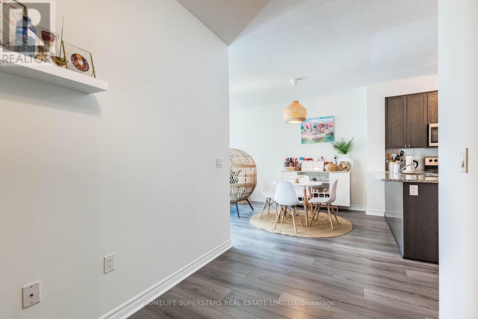 2208 - 349 Rathburn Road W, Mississauga, Ontario  L5B 0G1 - Photo 16 - W12994120