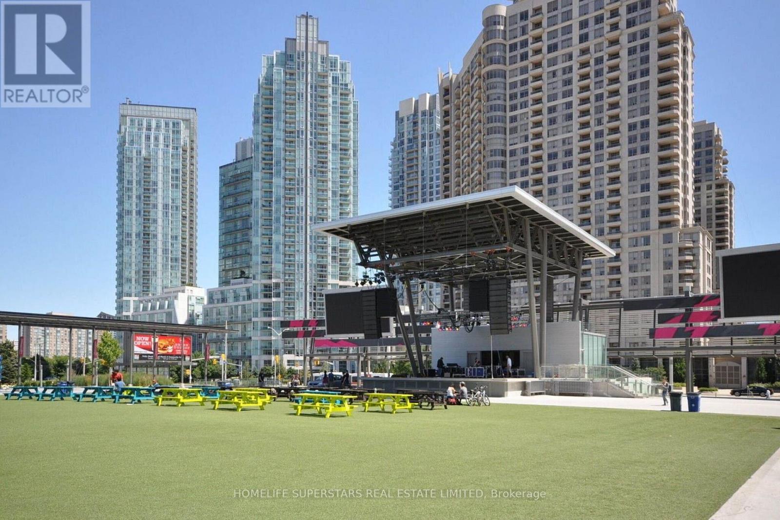 2208 - 349 Rathburn Road W, Mississauga, Ontario  L5B 0G1 - Photo 37 - W12994120