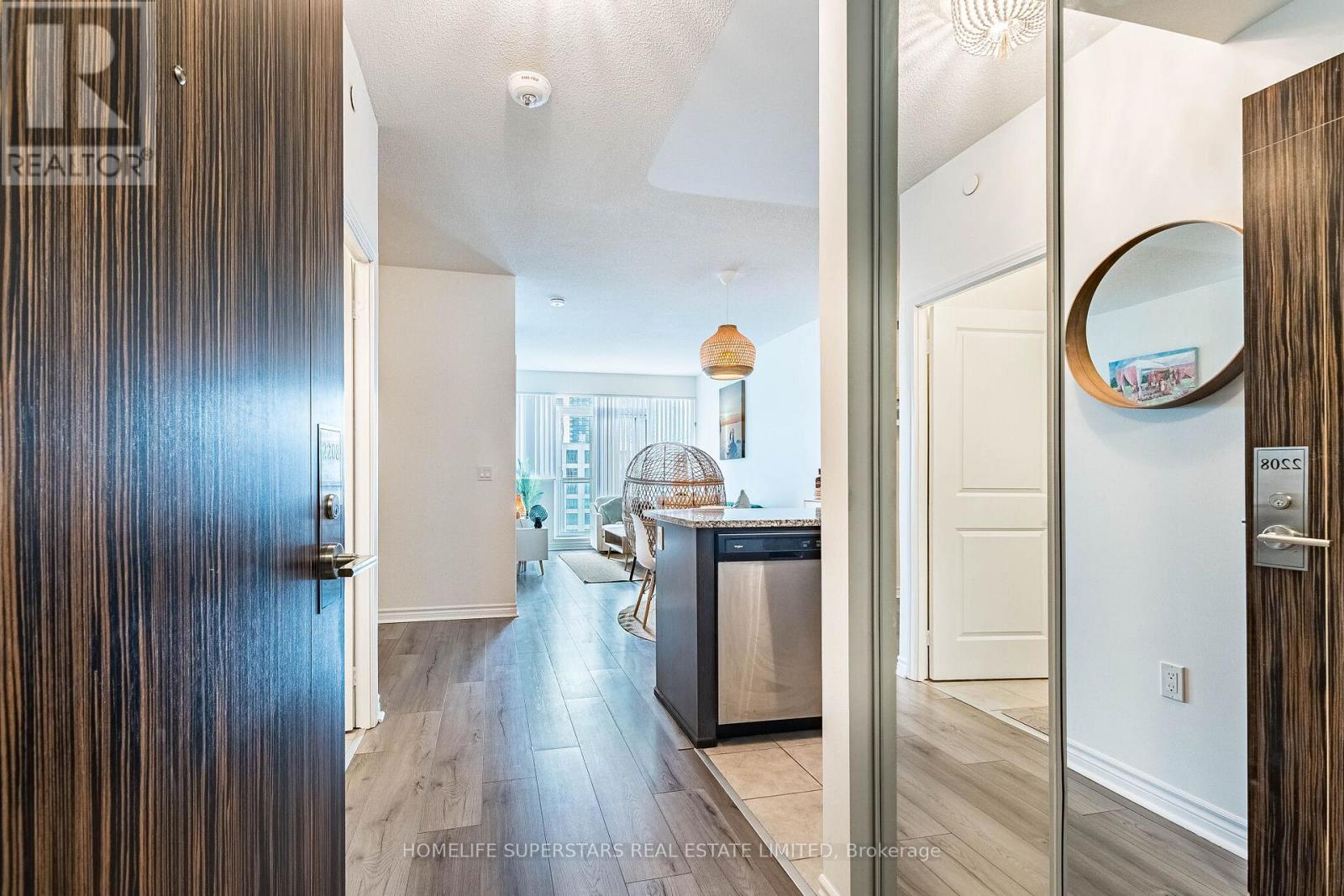 2208 - 349 Rathburn Road W, Mississauga, Ontario  L5B 0G1 - Photo 8 - W12994120