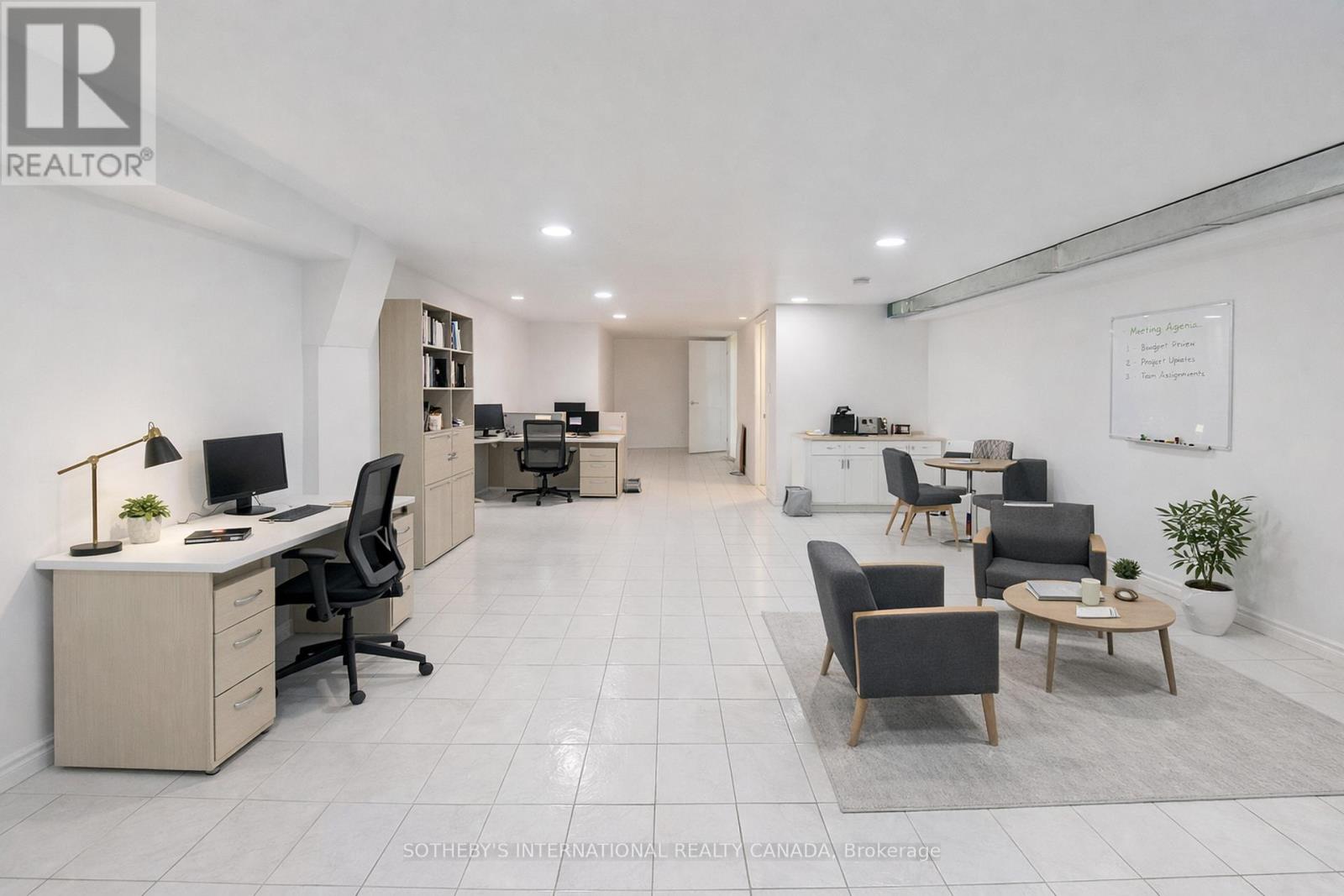 939 Lakeshore Road E, Mississauga, Ontario  L5E 1E3 - Photo 8 - W12994128