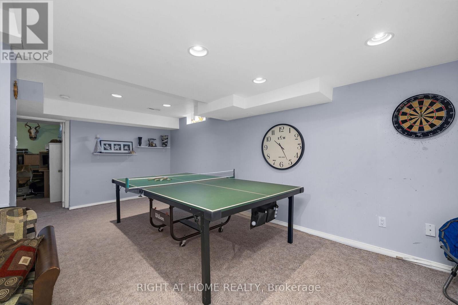 3038 Hillis Court, Mississauga, Ontario  L5N 5A4 - Photo 38 - W12994134