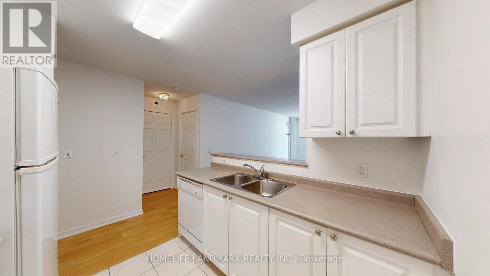 215 - 28 Olive Avenue, Toronto, Ontario  M2N 7E6 - Photo 7 - C12888514